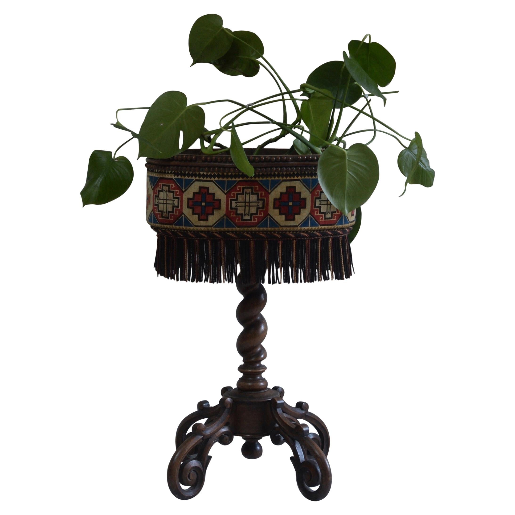 Planter XIX Antique Rare For Sale