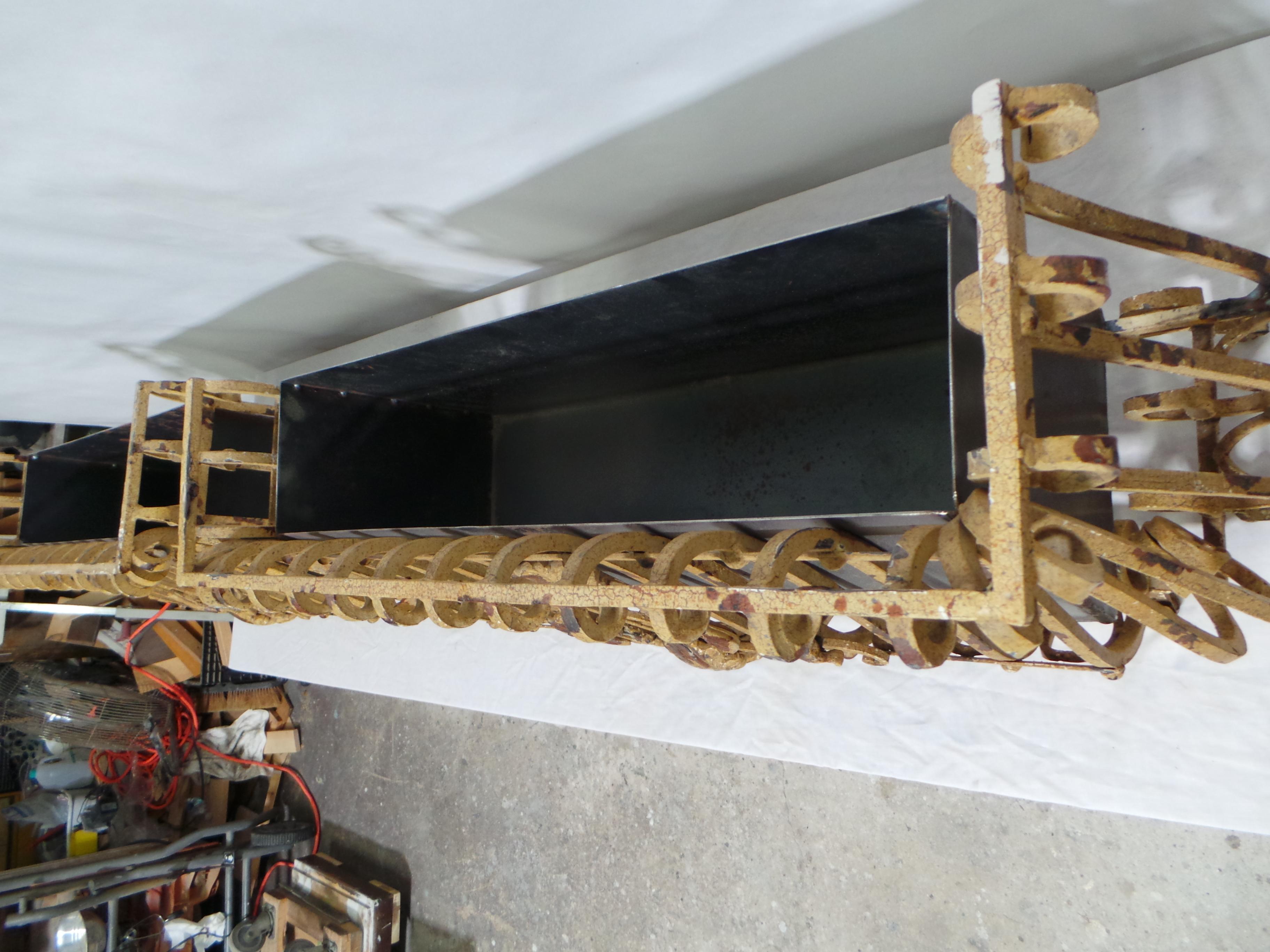 Fioriere decorative in ferro battuto in vendita 10