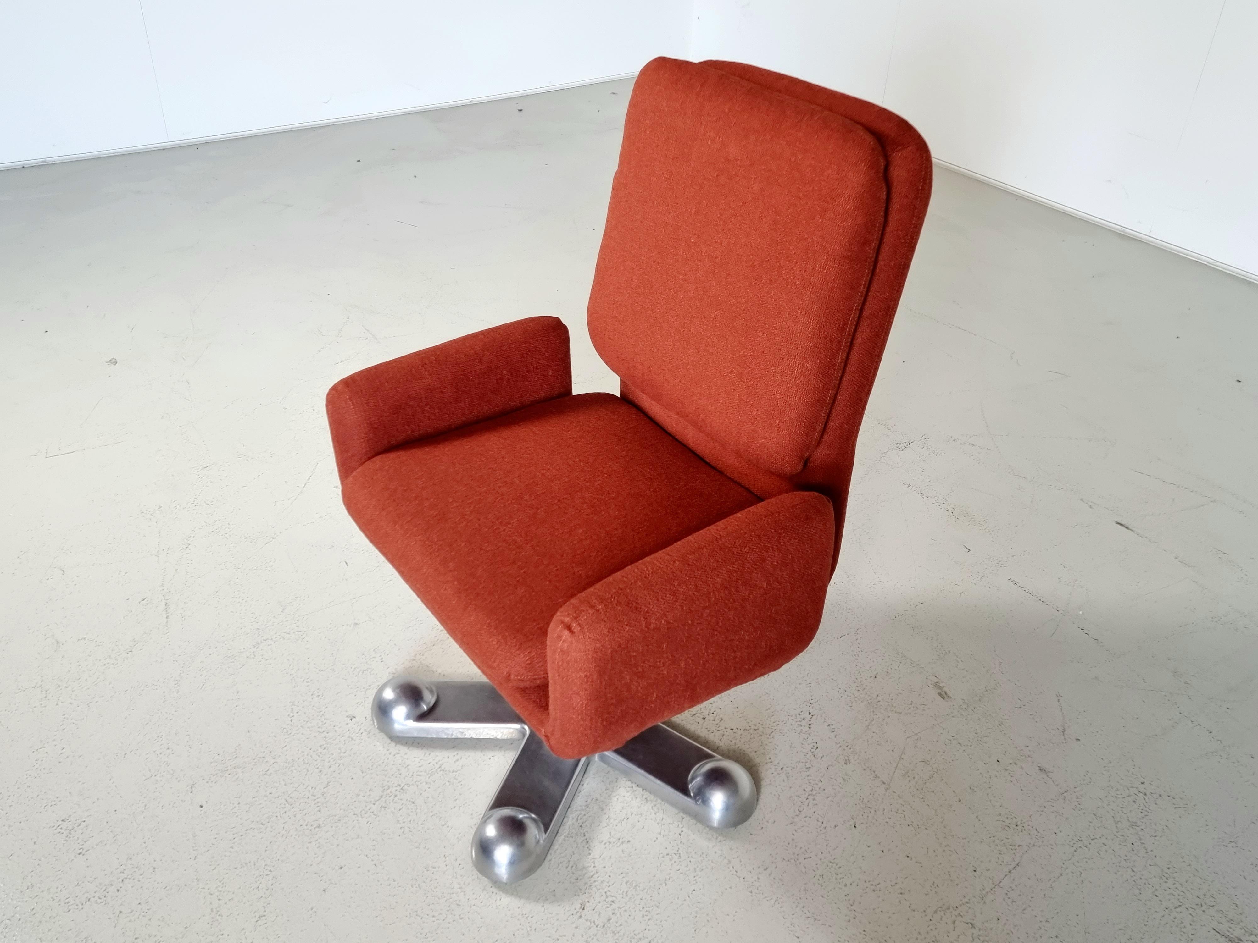 European Planula Swivel Desk Chair by Perry King and Santiago Miranda, 1970s