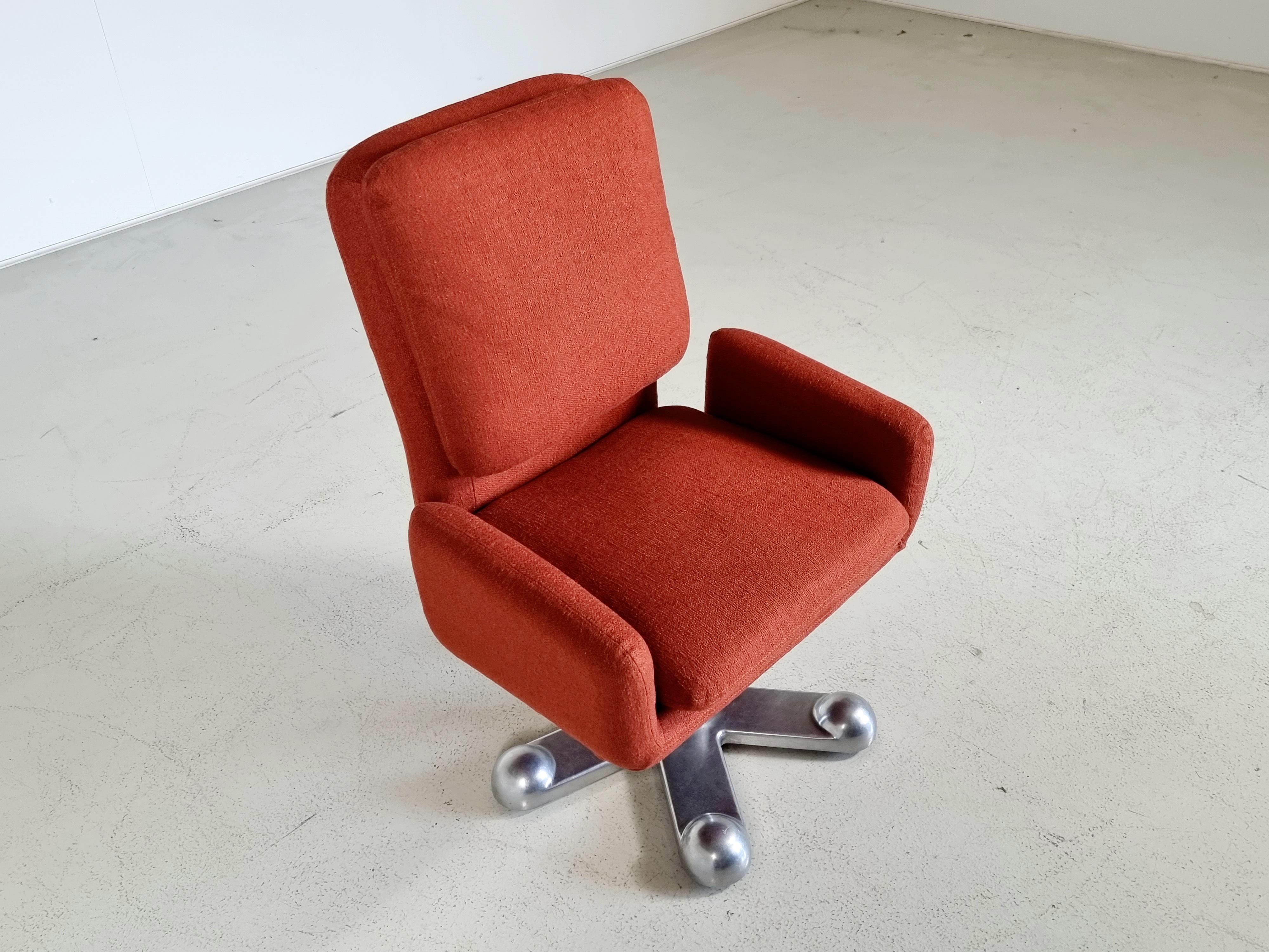 Planula Swivel Desk Chair by Perry King and Santiago Miranda, 1970s In Good Condition In amstelveen, NL