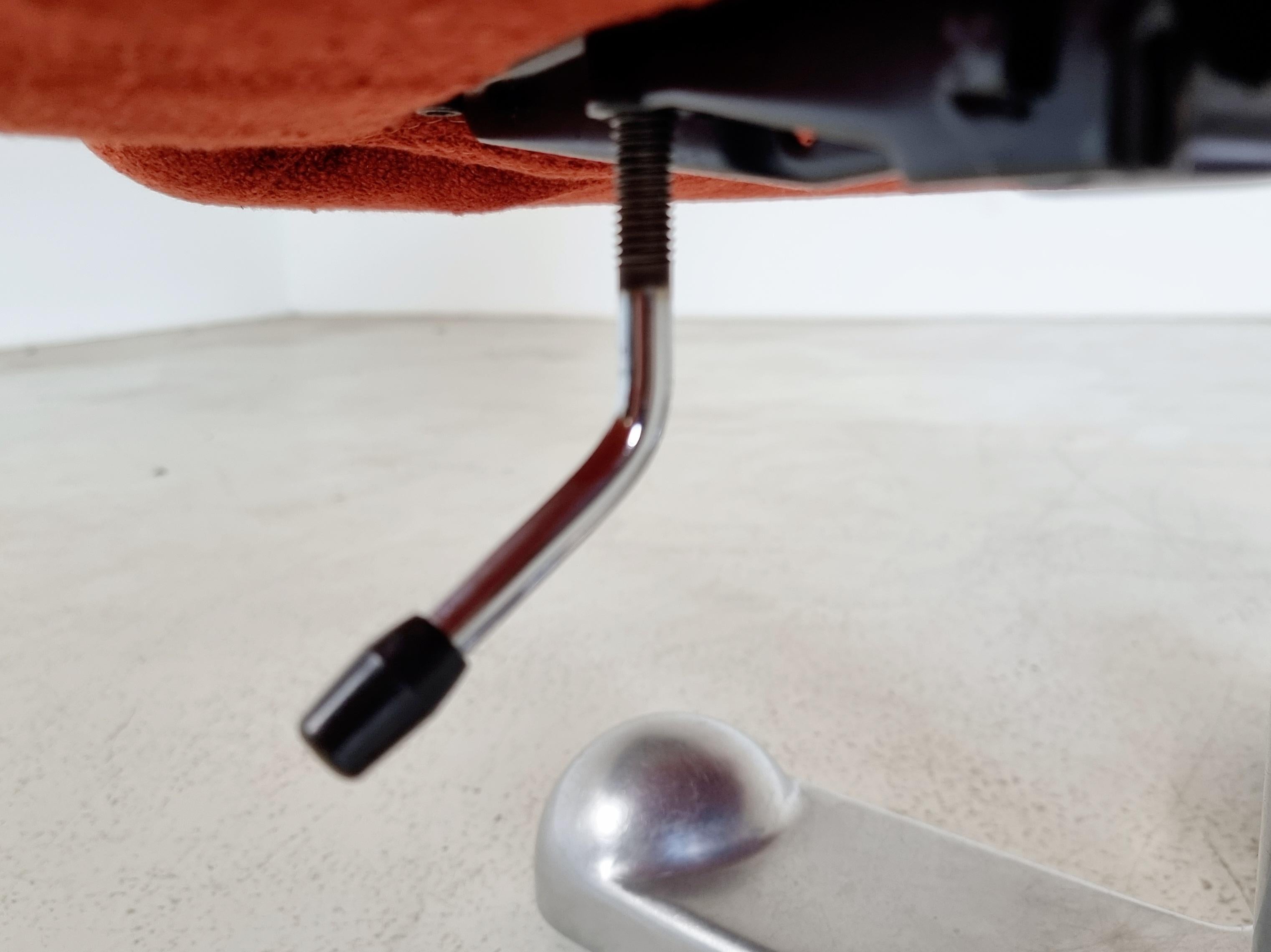 Planula Swivel Desk Chair by Perry King and Santiago Miranda, 1970s 2