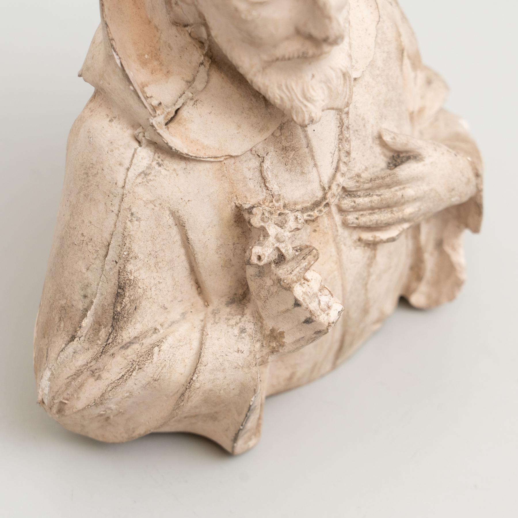 Moderne Figure traditionnelle de saint en plâtre, vers 1950 en vente