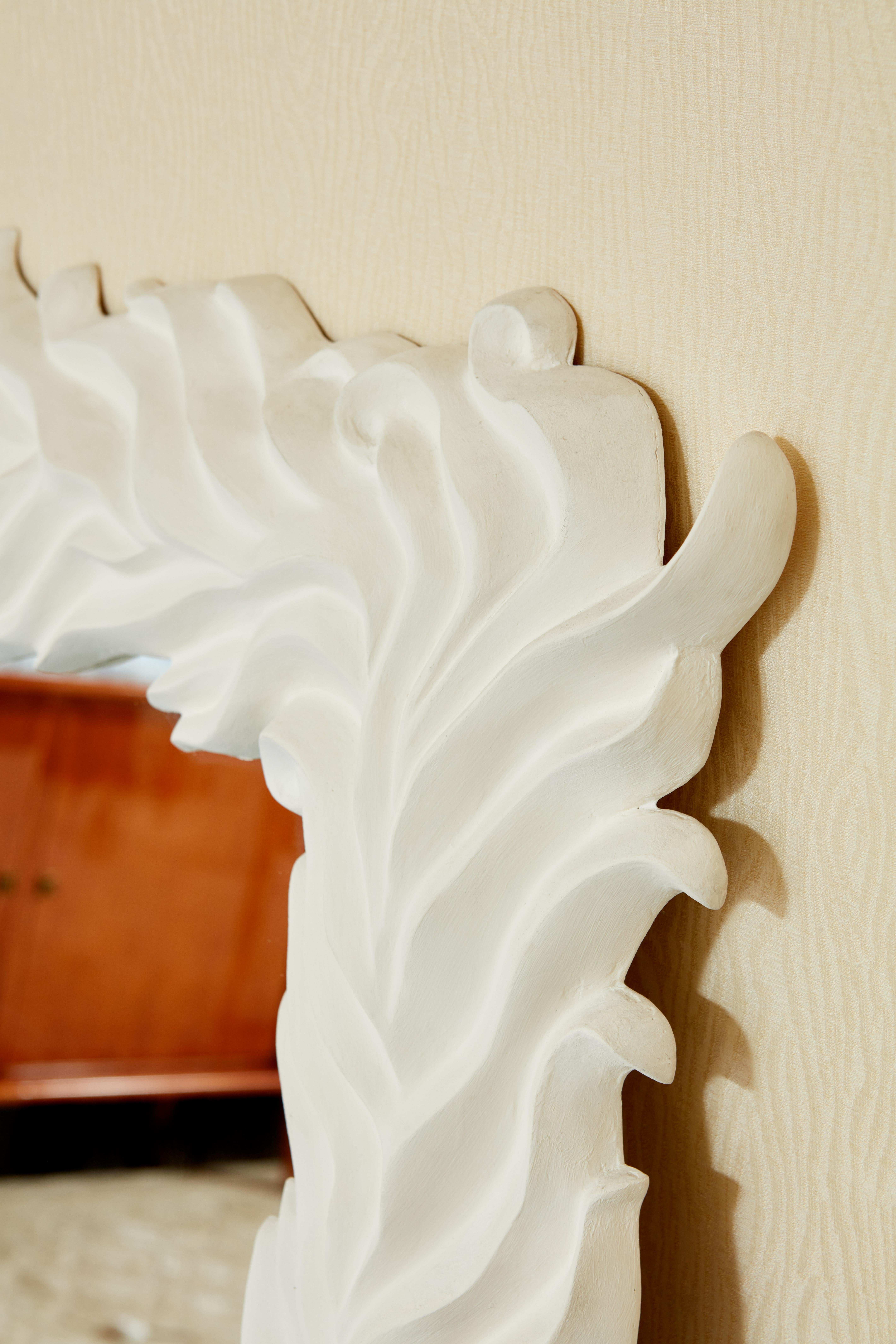 Moderne Miroir avec cadre en plâtre et polyester conçu par Marc Bankowsky en vente