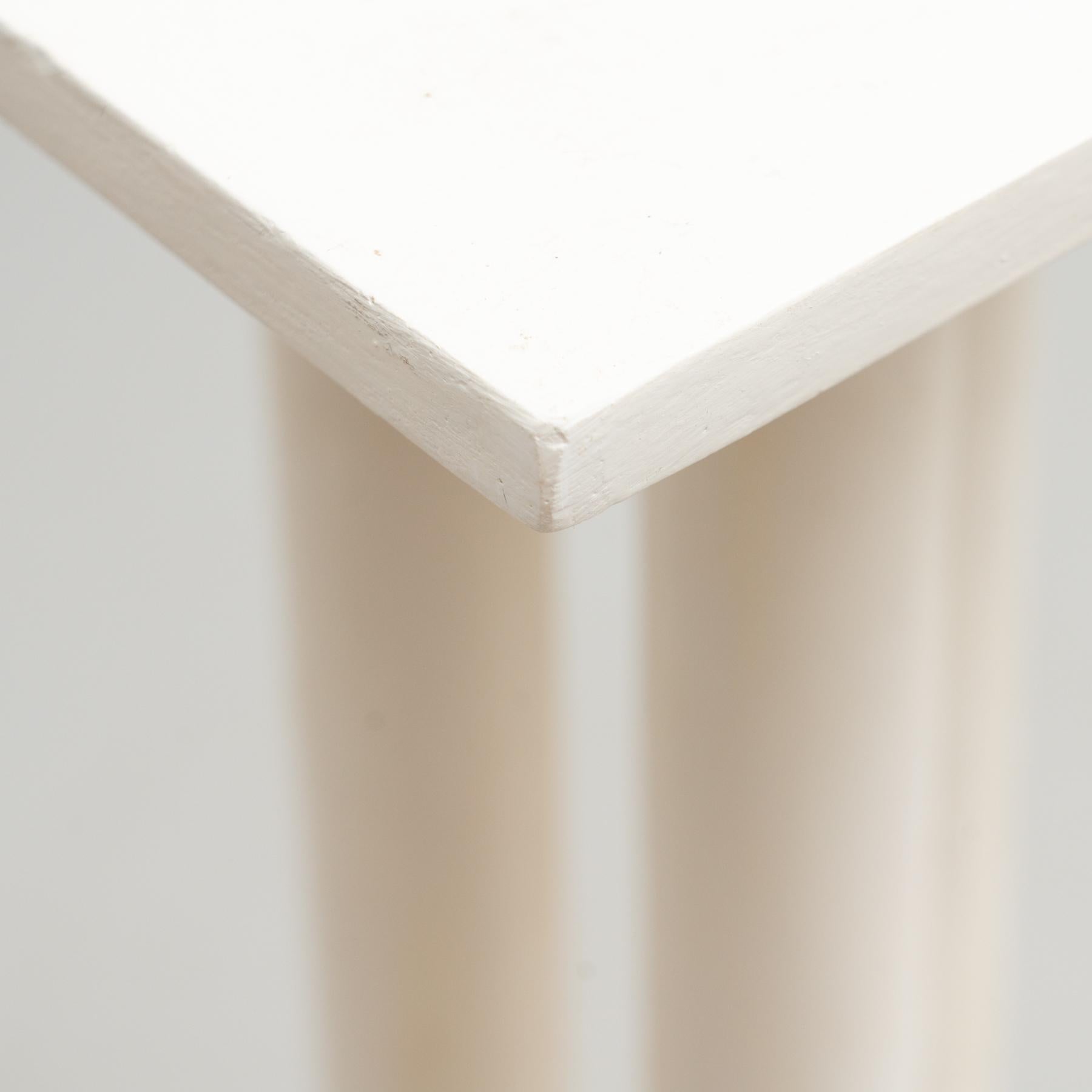 Plaster Antique Column Stand, circa 1950 For Sale 1