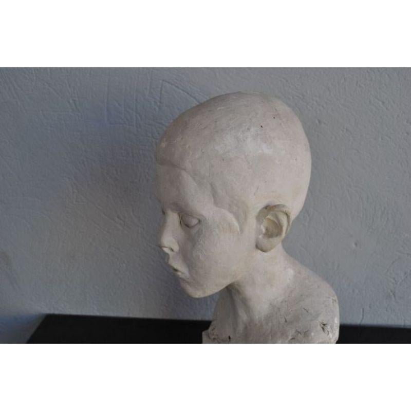Plaster Bust of a Child, circa 1900 In Good Condition For Sale In Marseille, FR