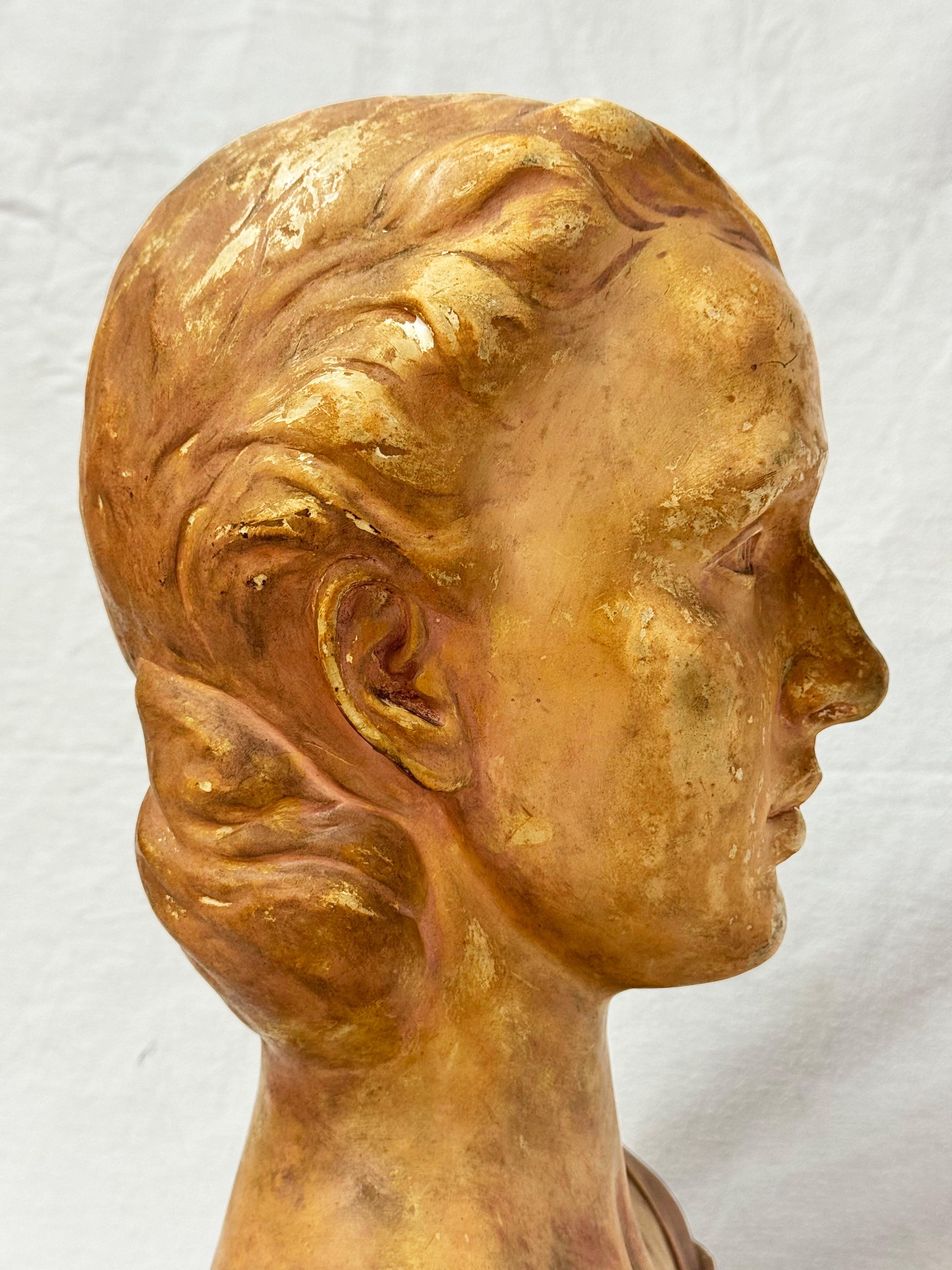 Busto in gesso di  Donna firmata A Palumbo 1932 in vendita 10