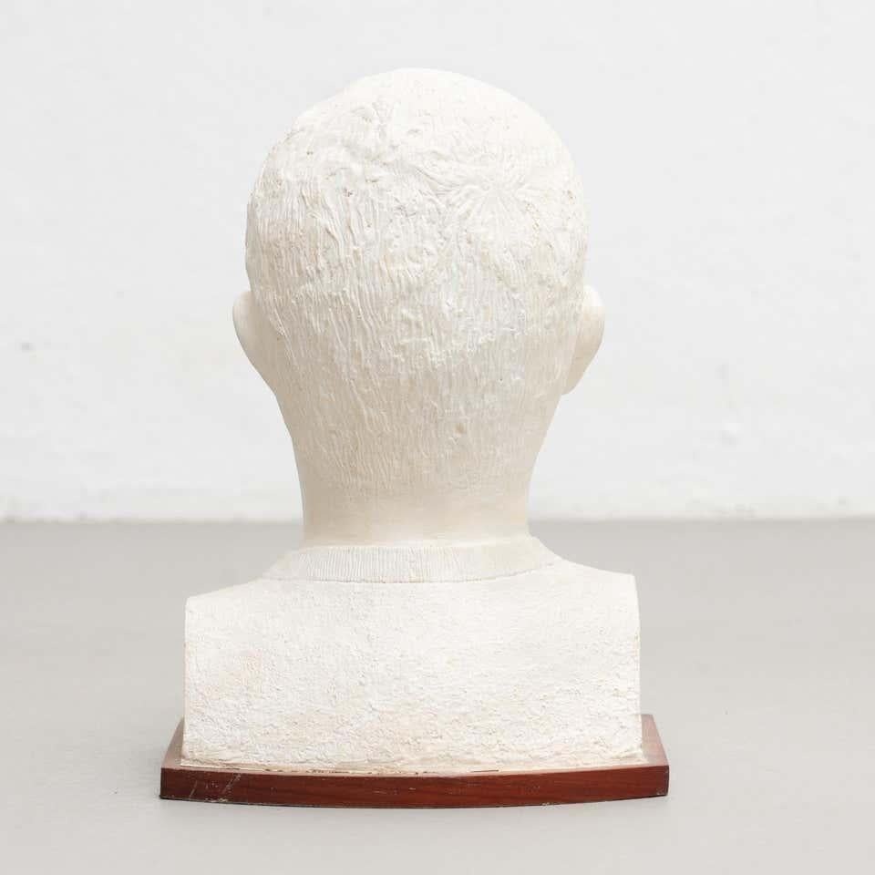 Plaster Bust White Sculpture circa 1960 For Sale 5