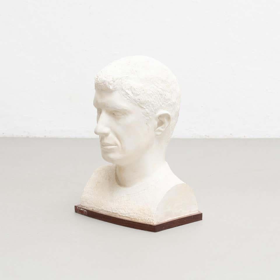 Mid-20th Century Plaster Bust White Sculpture circa 1960 For Sale