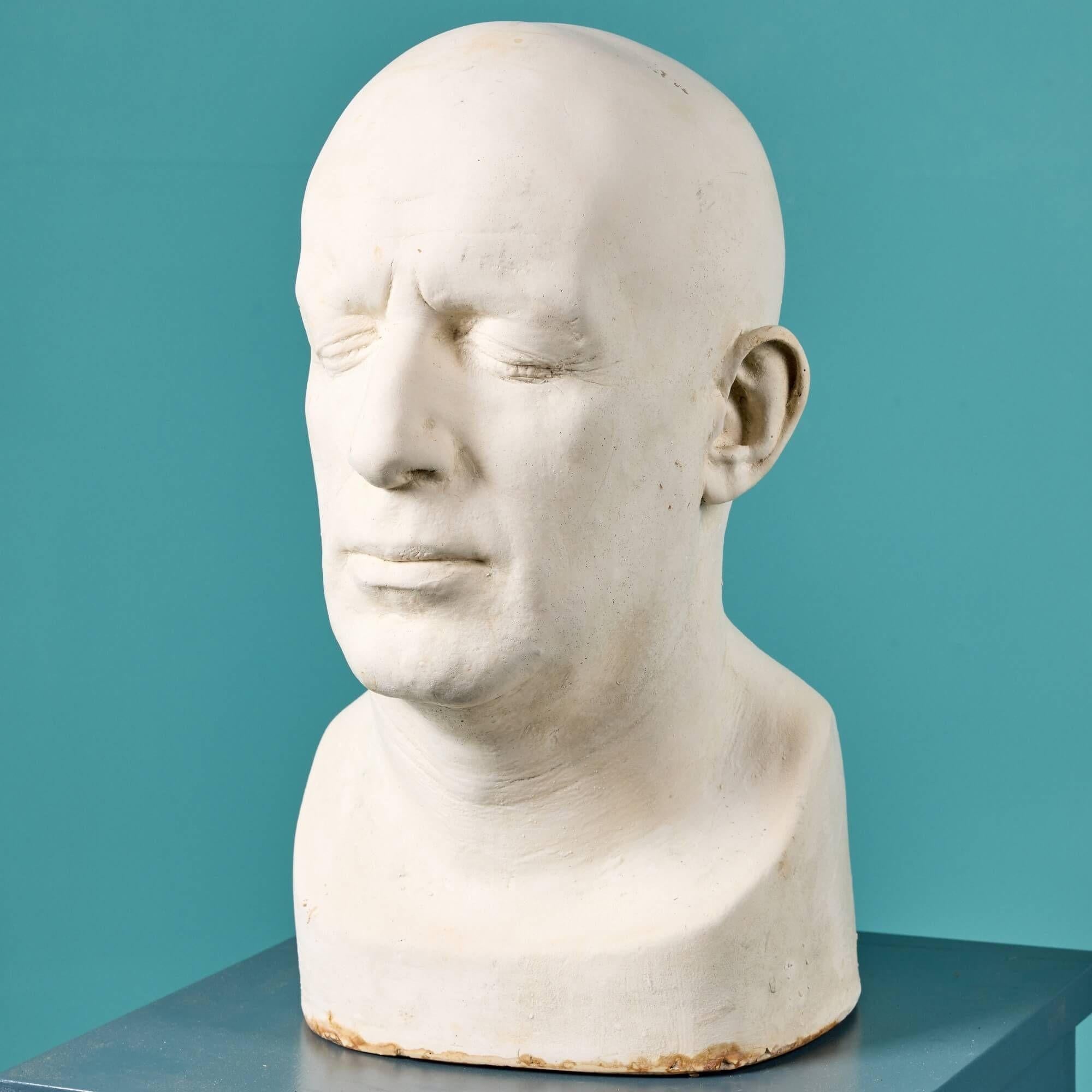 Inglese Busto in gesso di un maschio Ex. Collezione Tucker in vendita