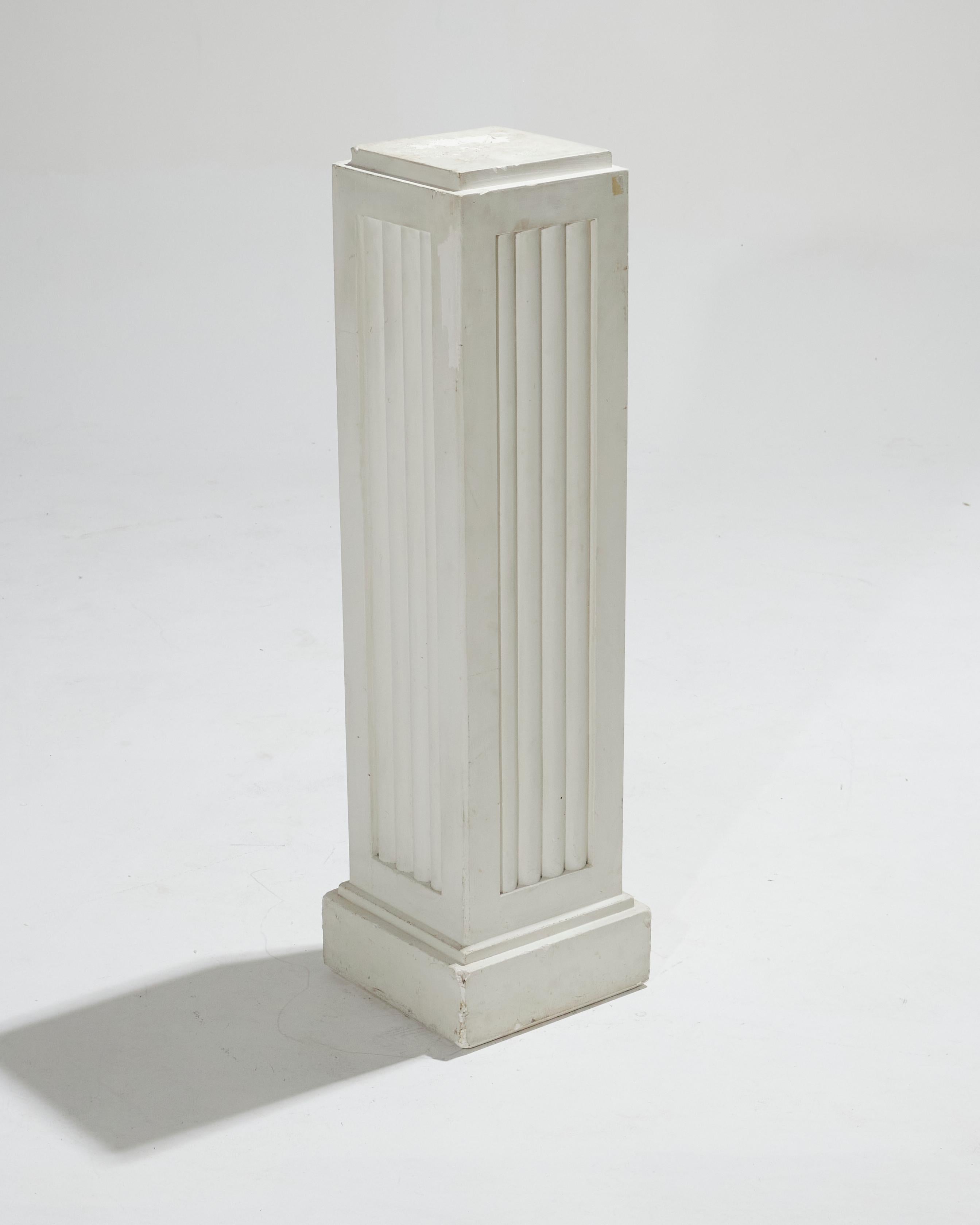 Columne en plâtre, années 1930 en vente 1
