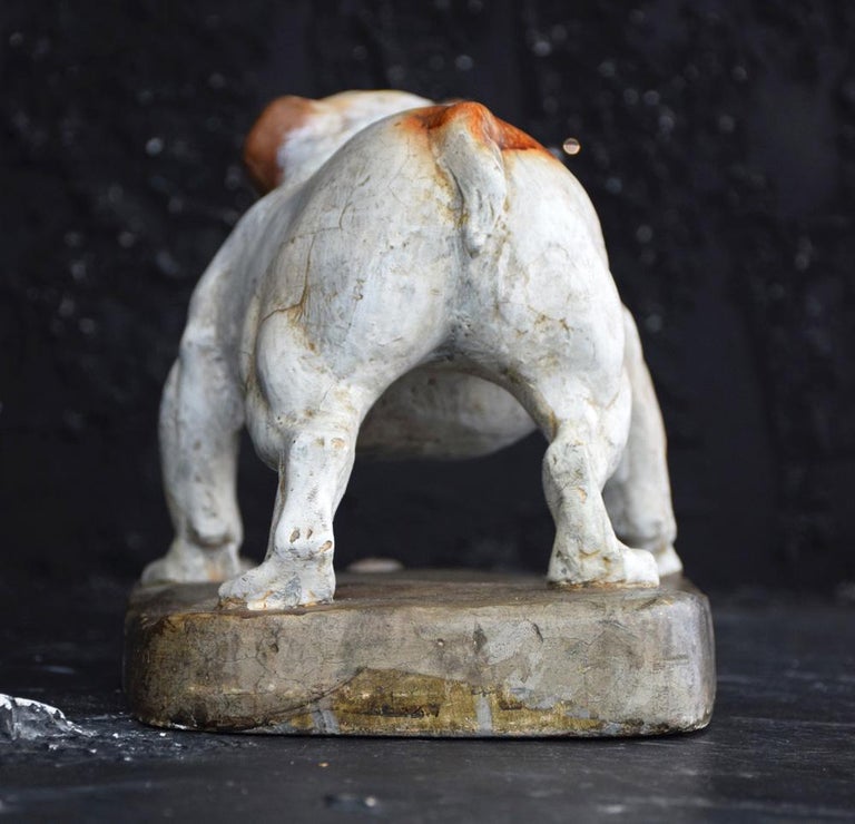Volkskunst Statue Englischer Stierhund aus Gips