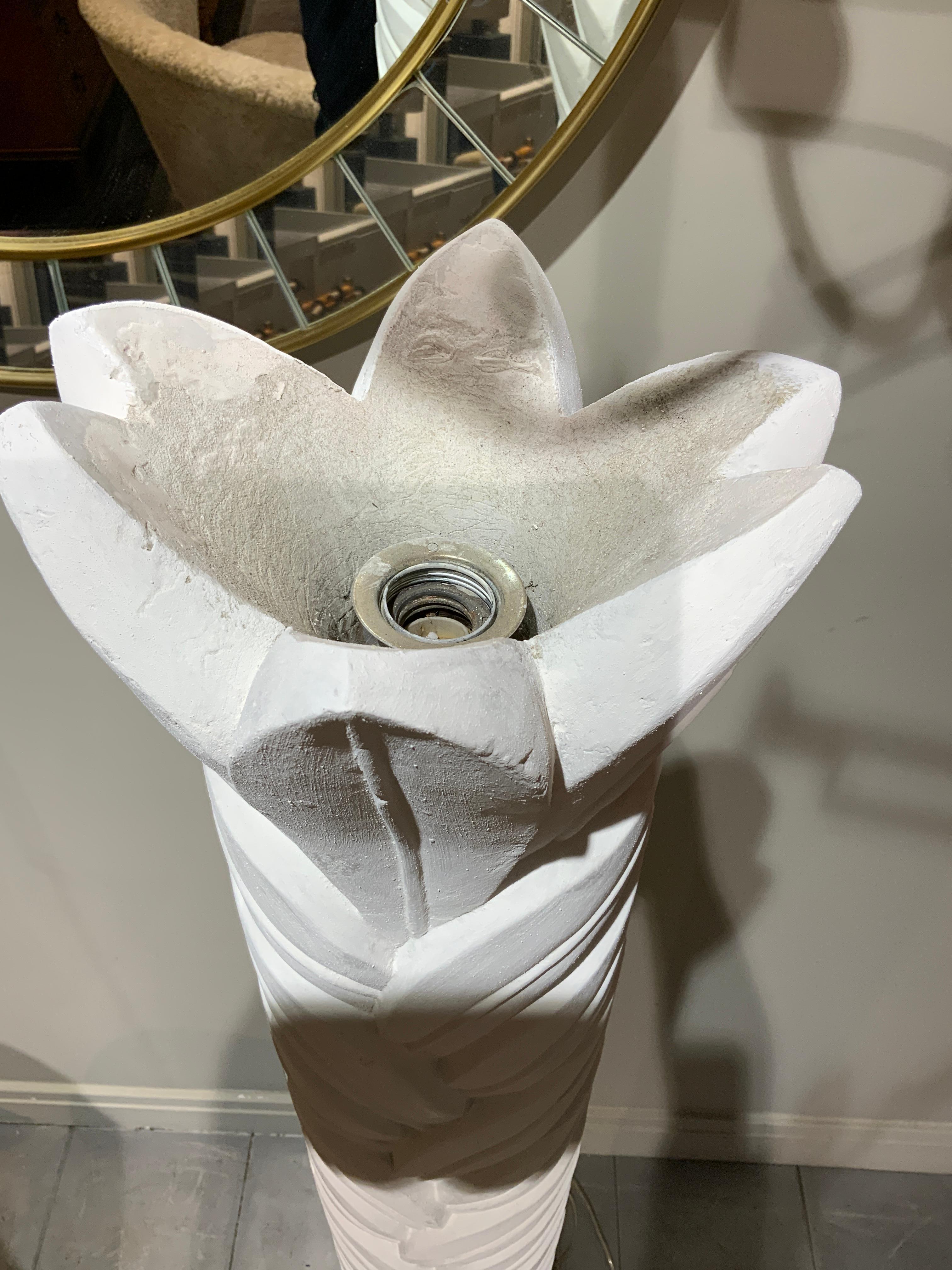 Fin du 20e siècle Lampadaire français en plâtre, circa 1970 en vente