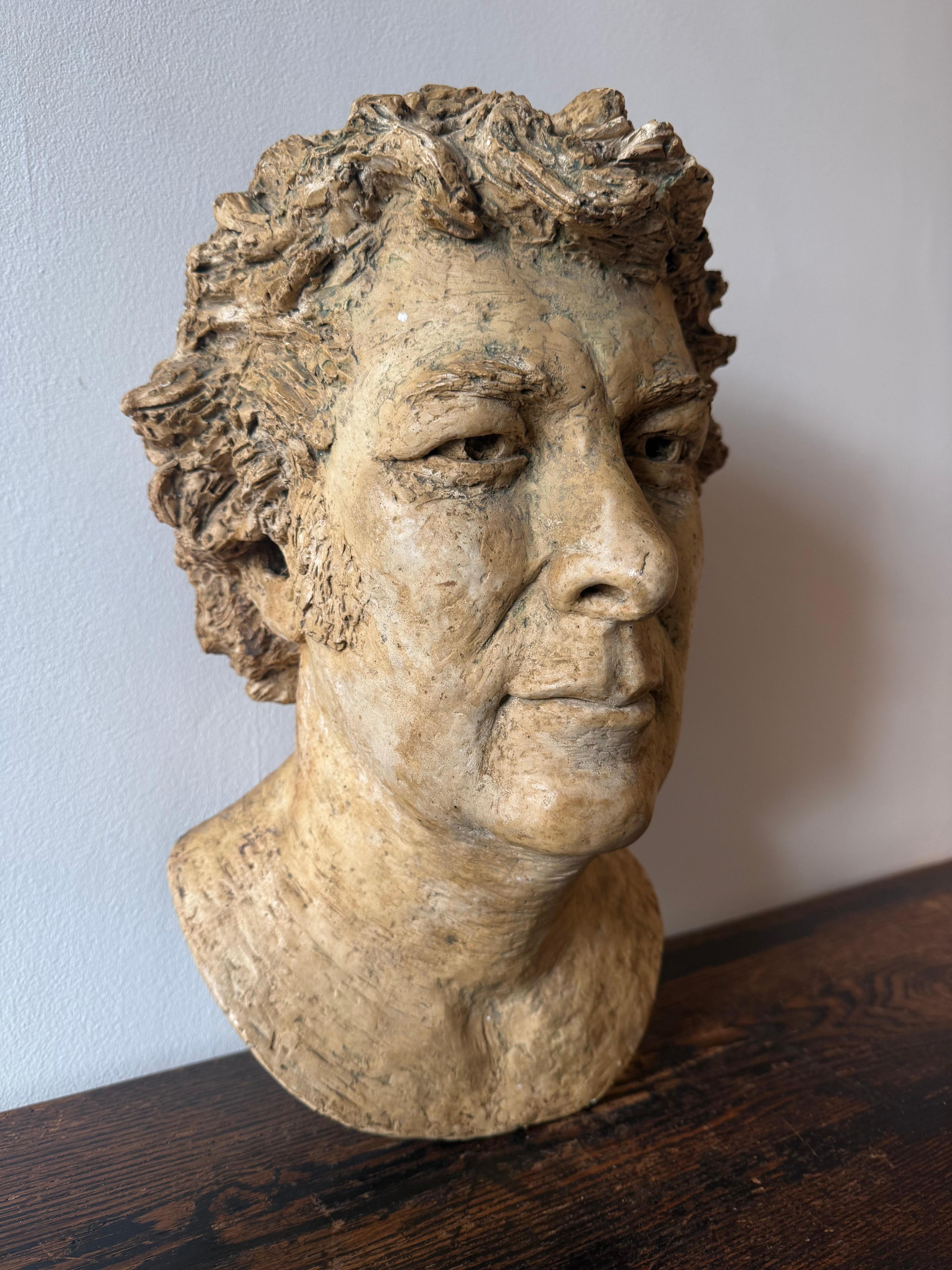 Fatto a mano Scultura di testa in gesso in vendita