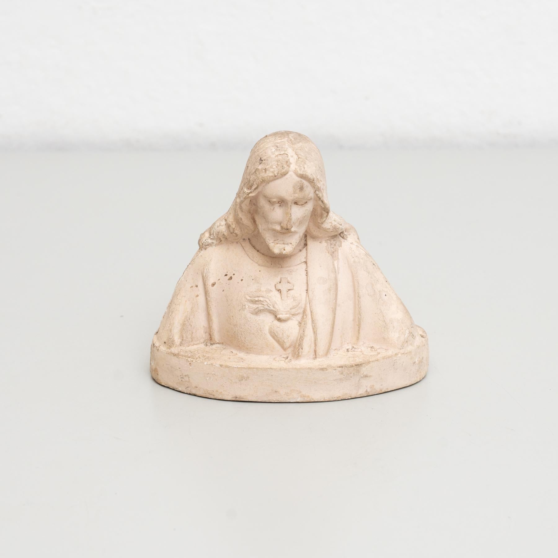 Traditional religious plaster figure of a virgin.

Made in traditional Catalan atelier in Olot, Spain, circa 1950.

In original condition, with minor wear consistent with age and use, preserving a beautiful patina.

Materials:
Plaster.
   