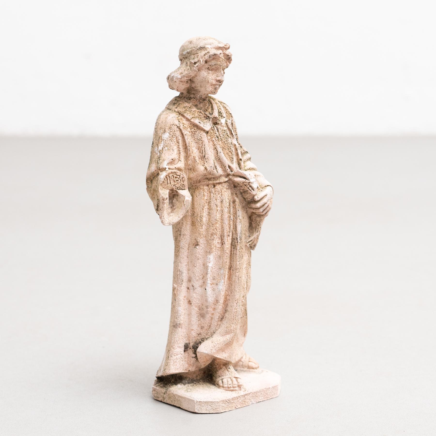 Figure traditionnelle de Jésus en plâtre, datant d'environ 1950 en vente 1