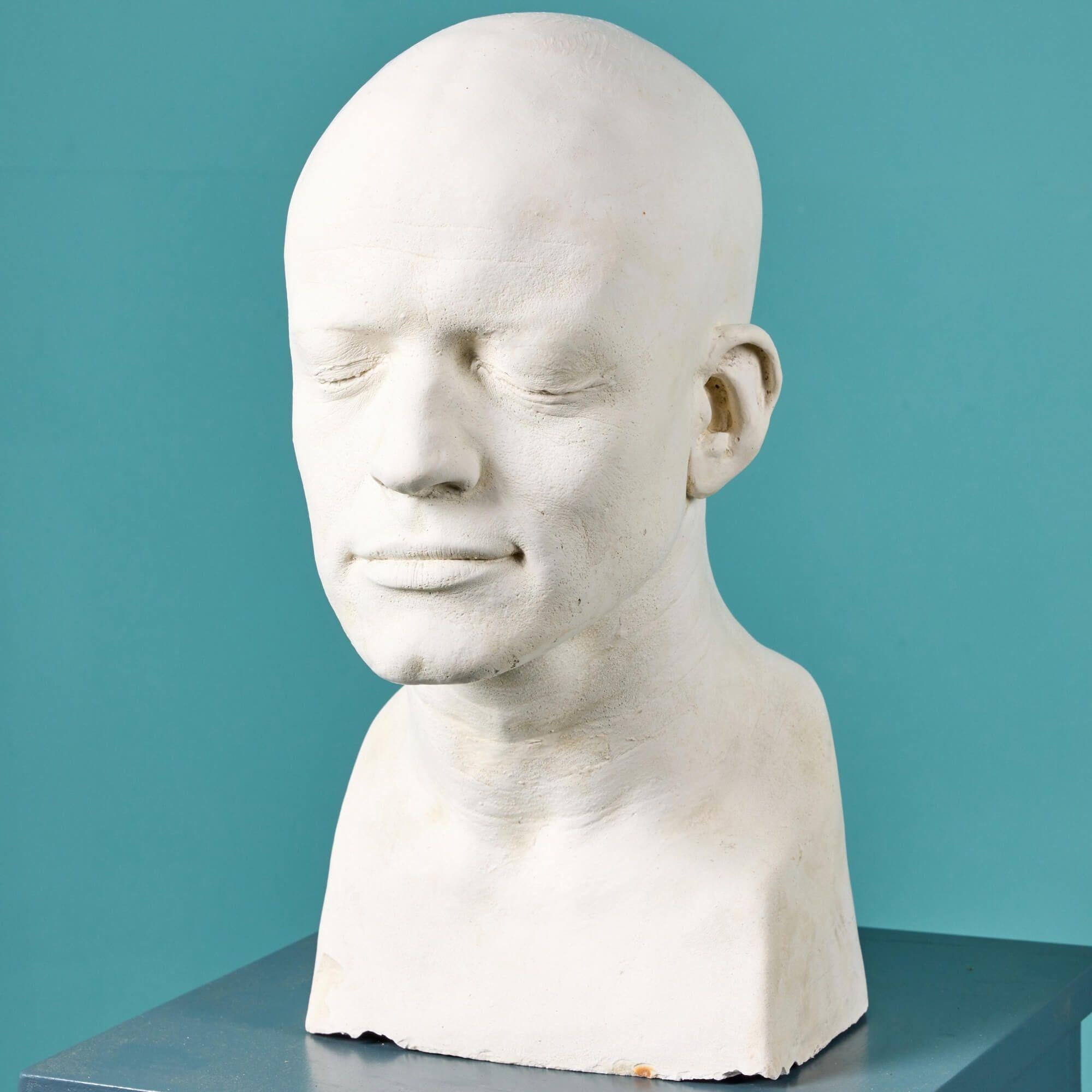 Inglese Calco in gesso del volto di un uomo Ex. Collezione Tucker in vendita