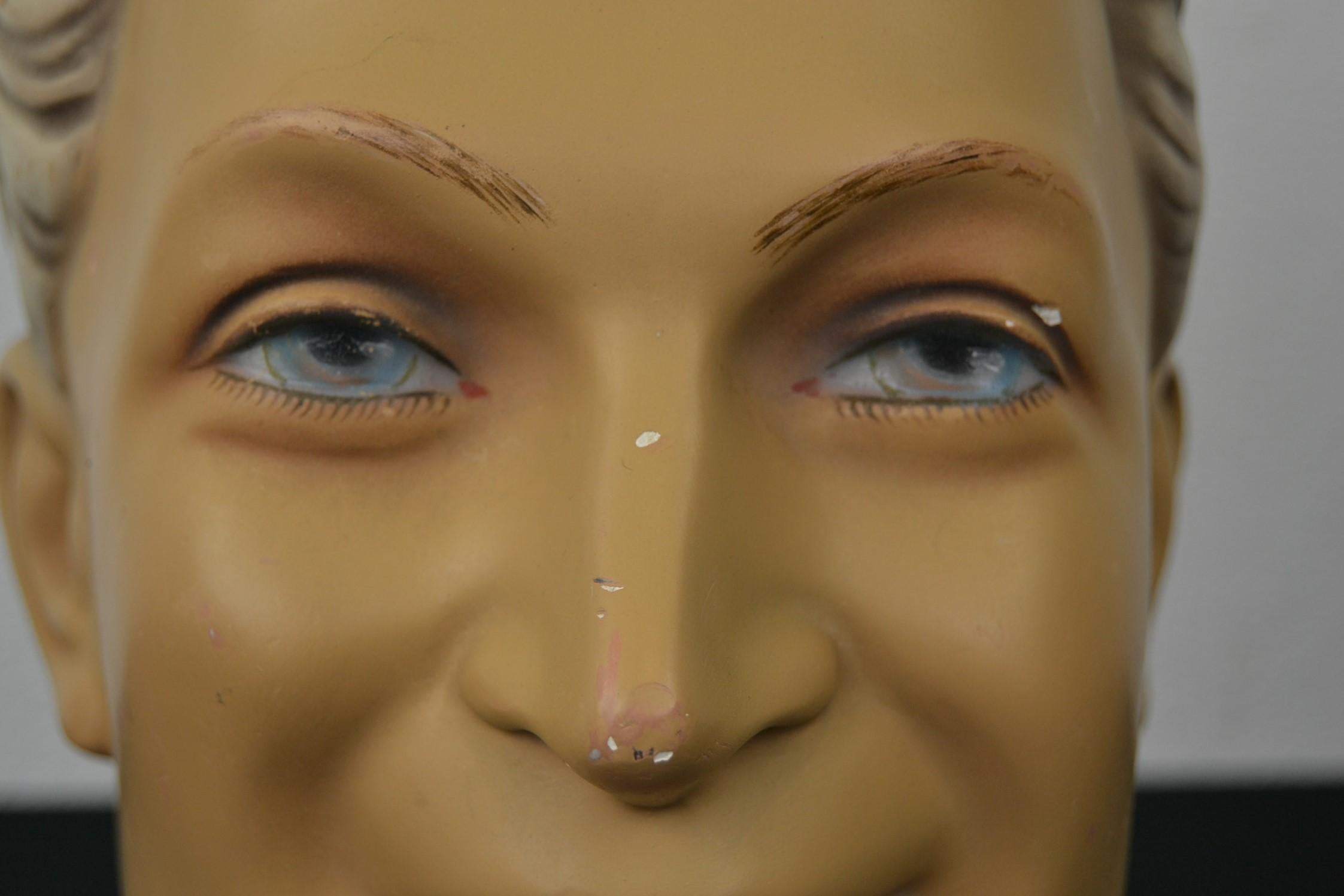 male mannequin head with hair