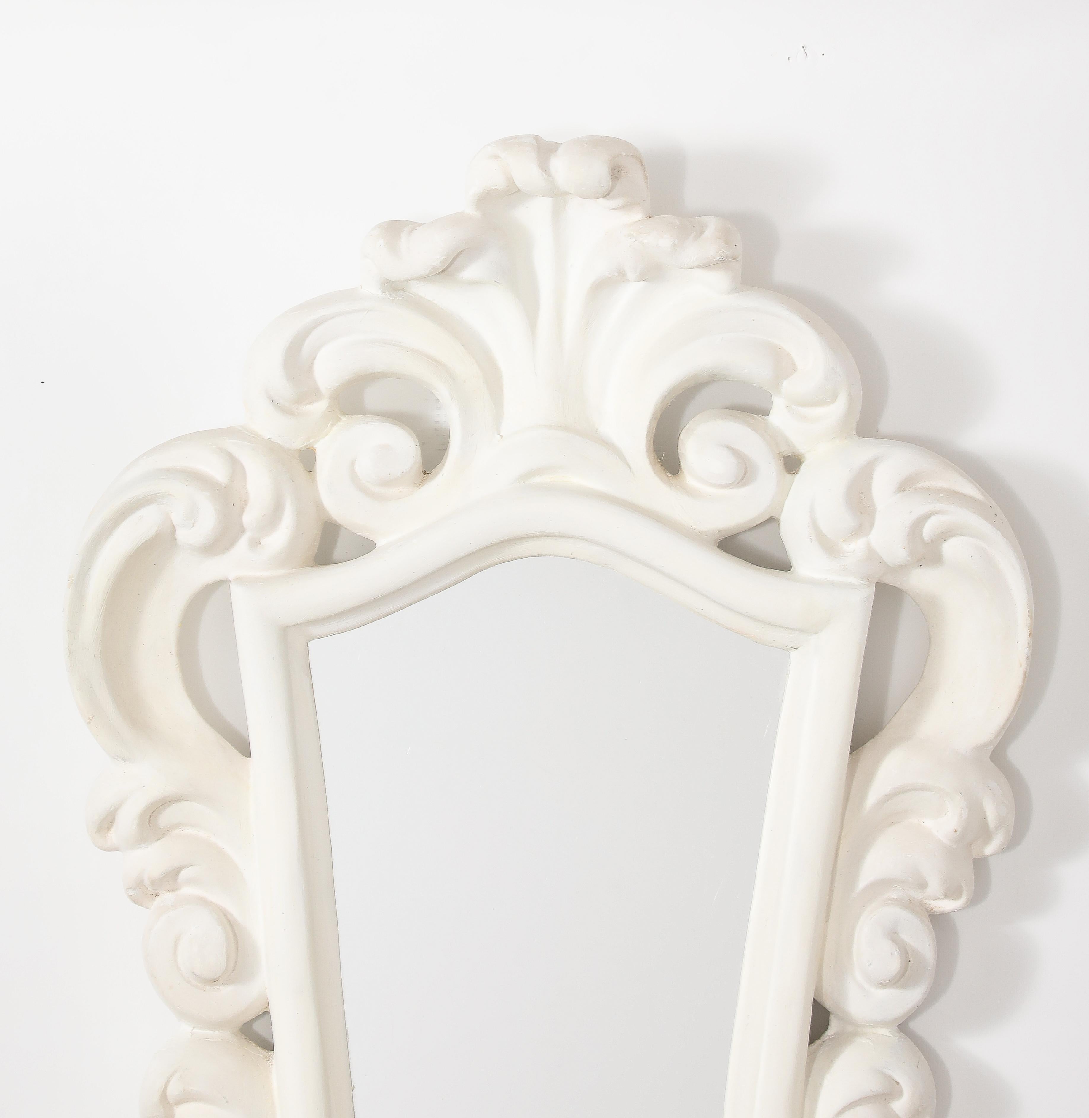 Miroir en plâtre à la manière de Serge Roche, France, années 1950 en vente 4