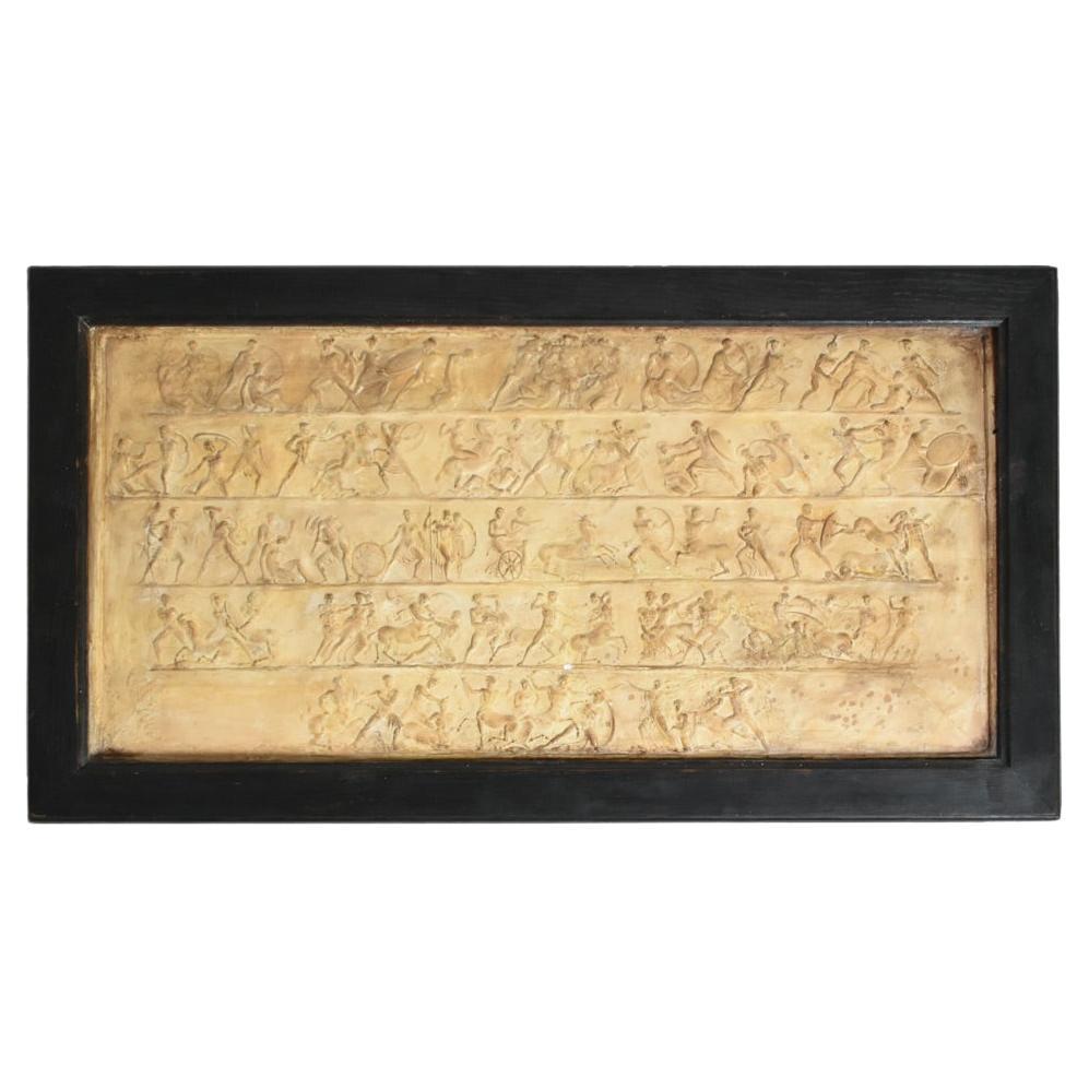Bas-relief mythologique en plâtre, années 1940. en vente