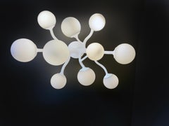Applique “Opaline Organic Form” in gesso di Parigi, Applique Republique