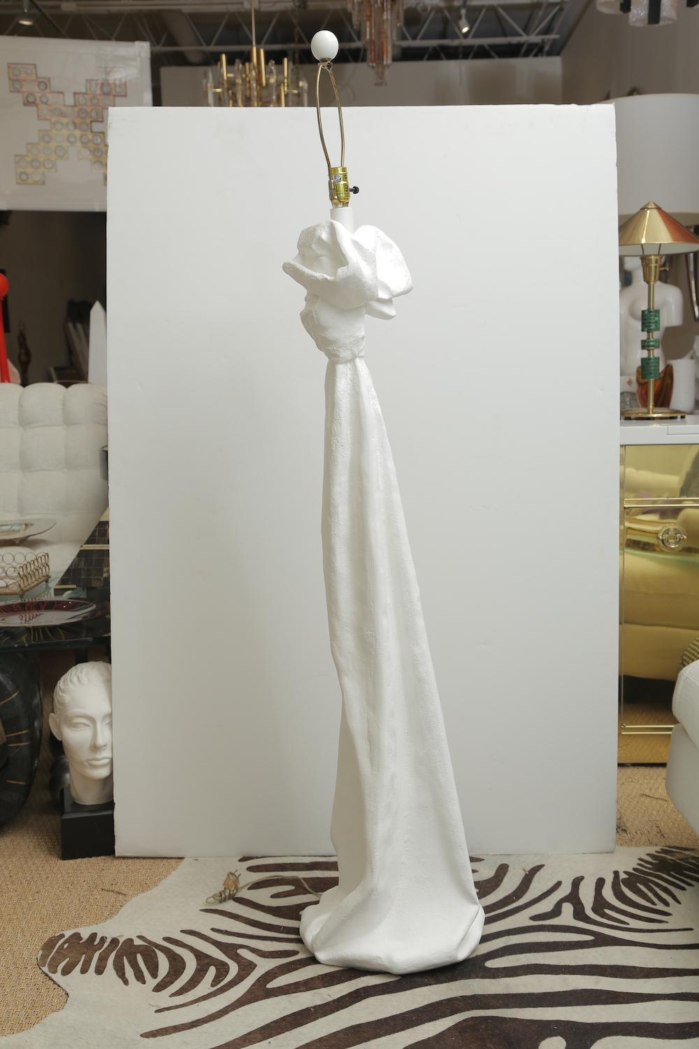 Vintage Plaster of Paris White Knotted Draped John Dickinson Style Floor Lamp For Sale 4