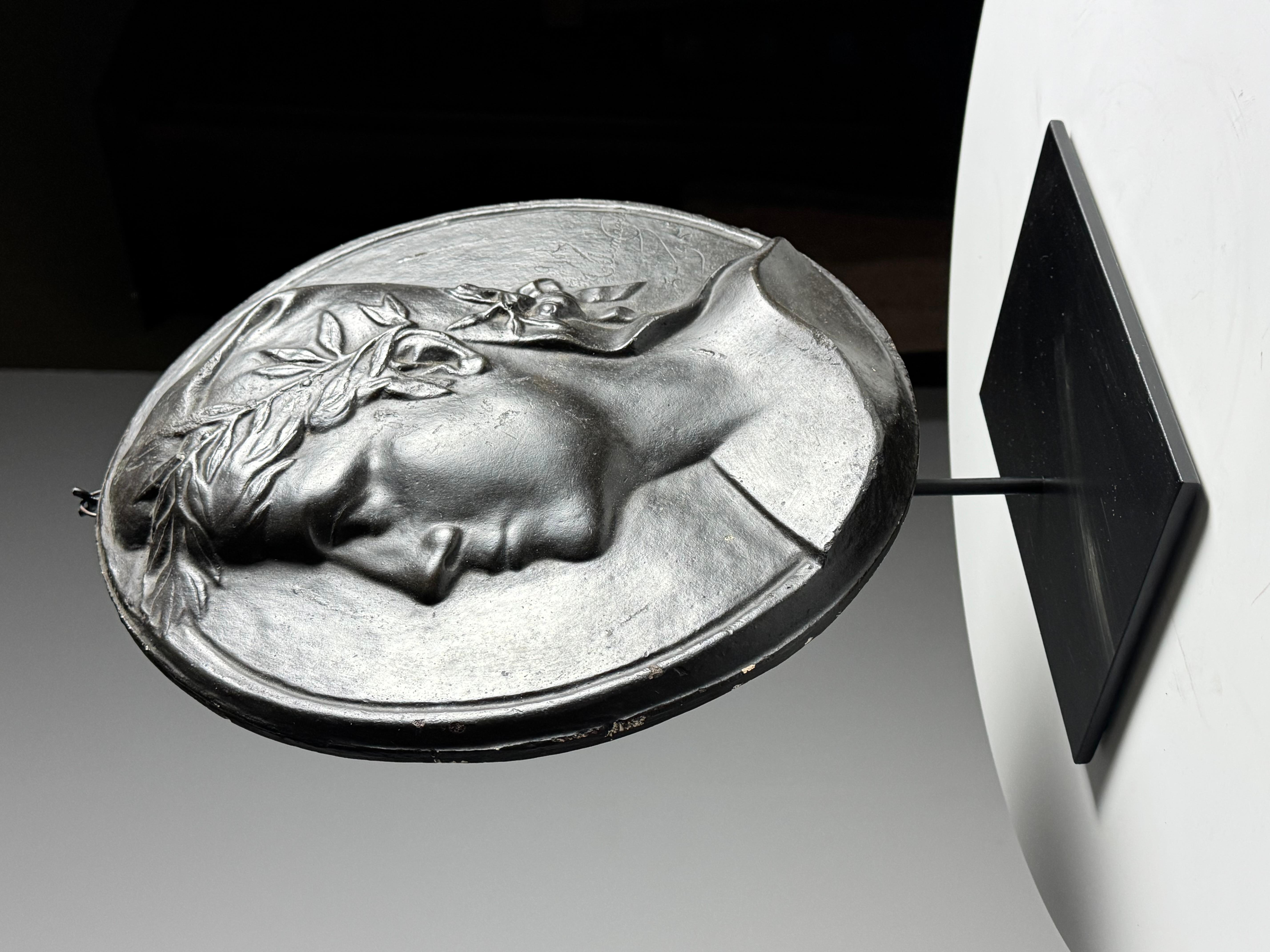 Plaster Plaque 1915 on Stand For Sale 1