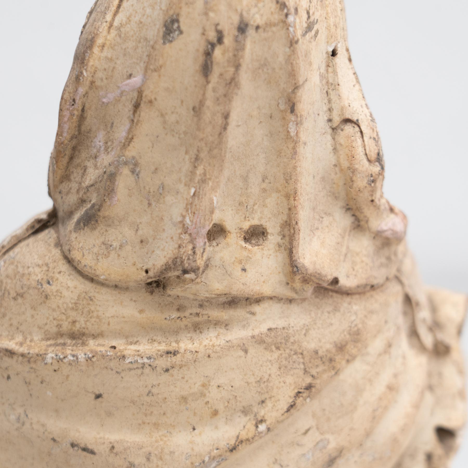 Plaster Praying Virgin Traditional Figure, circa 1950 For Sale 4