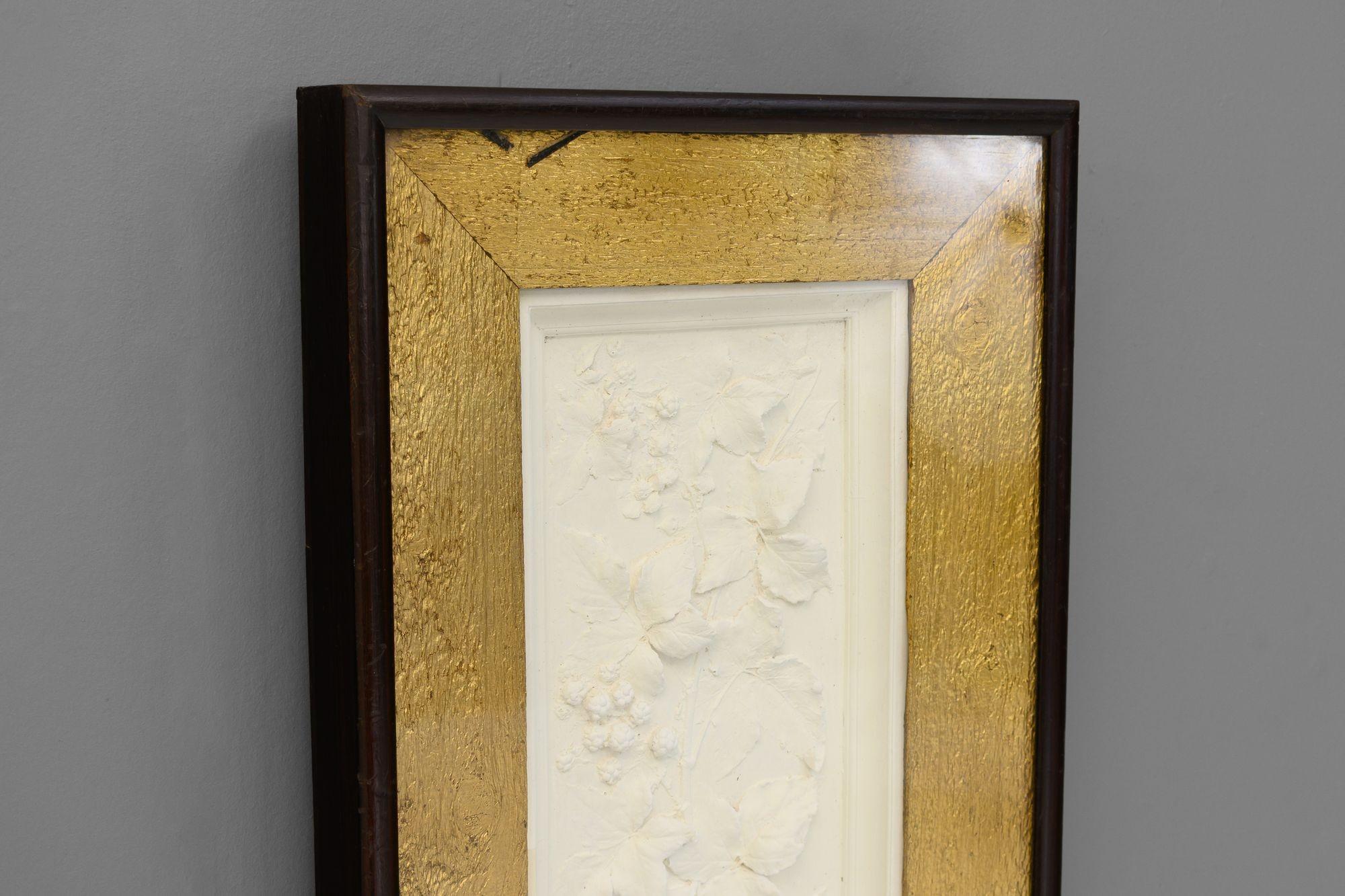 Plaster Relief In Good Condition For Sale In London, England