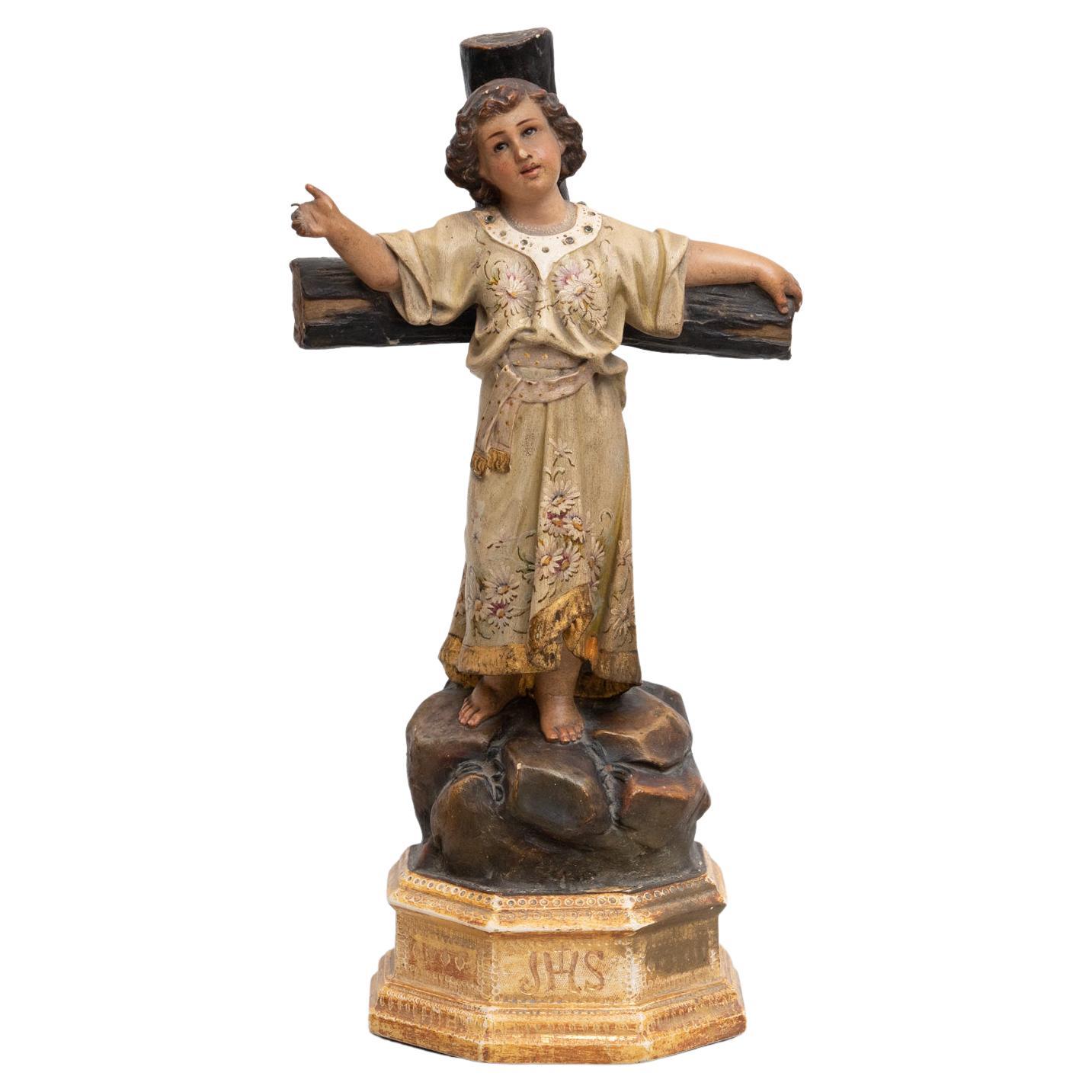 Figure religieuse traditionnelle de l'Enfant Jésus en plâtre, vers 1930 en vente