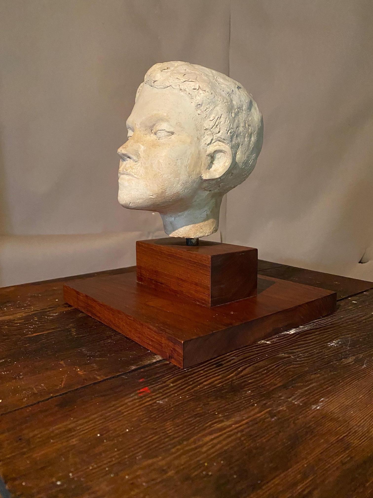 Plaster Sculpture Bust of Young Boy In Good Condition For Sale In Montreal, QC