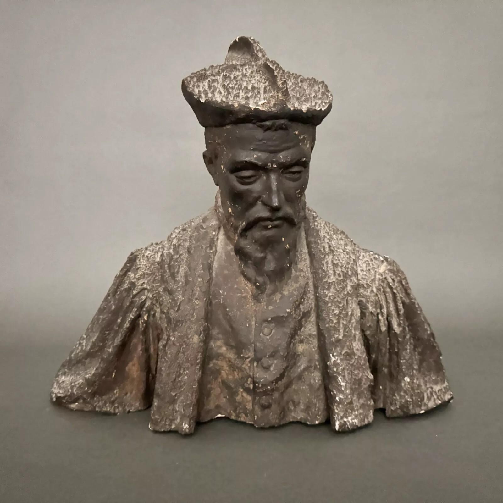 19th Century Plaster sculpture by Charles Filleul, bust of a Renaissance man. For Sale