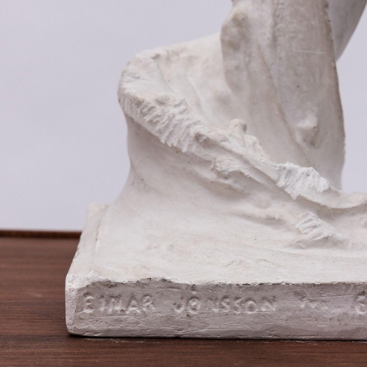 Intonaco Scultura in gesso di donna di Einar Jónsson in vendita