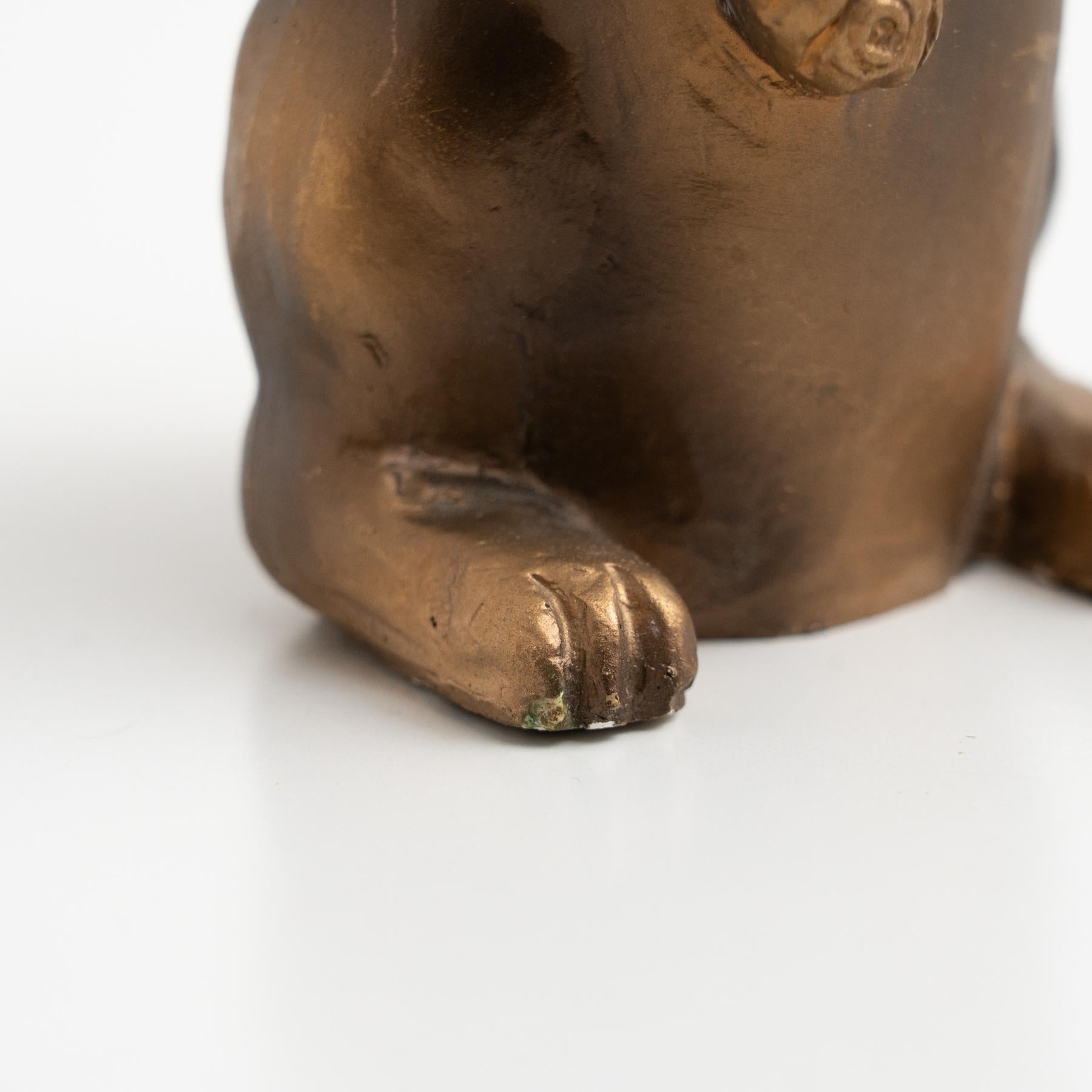 Figure traditionnelle de chat en plâtre, vers 1950 en vente 7