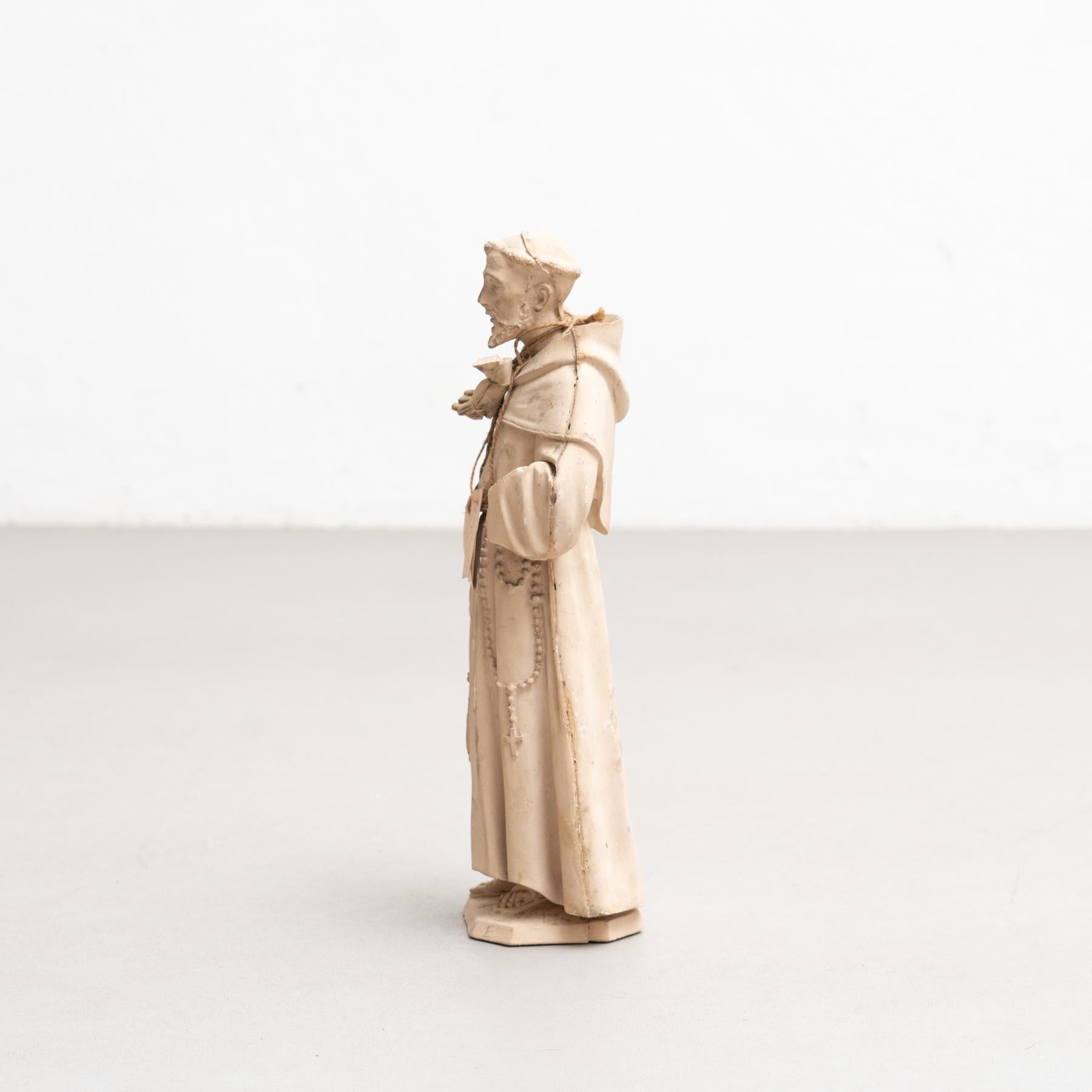 Figure traditionnelle de saint en plâtre, vers 1950 en vente 4