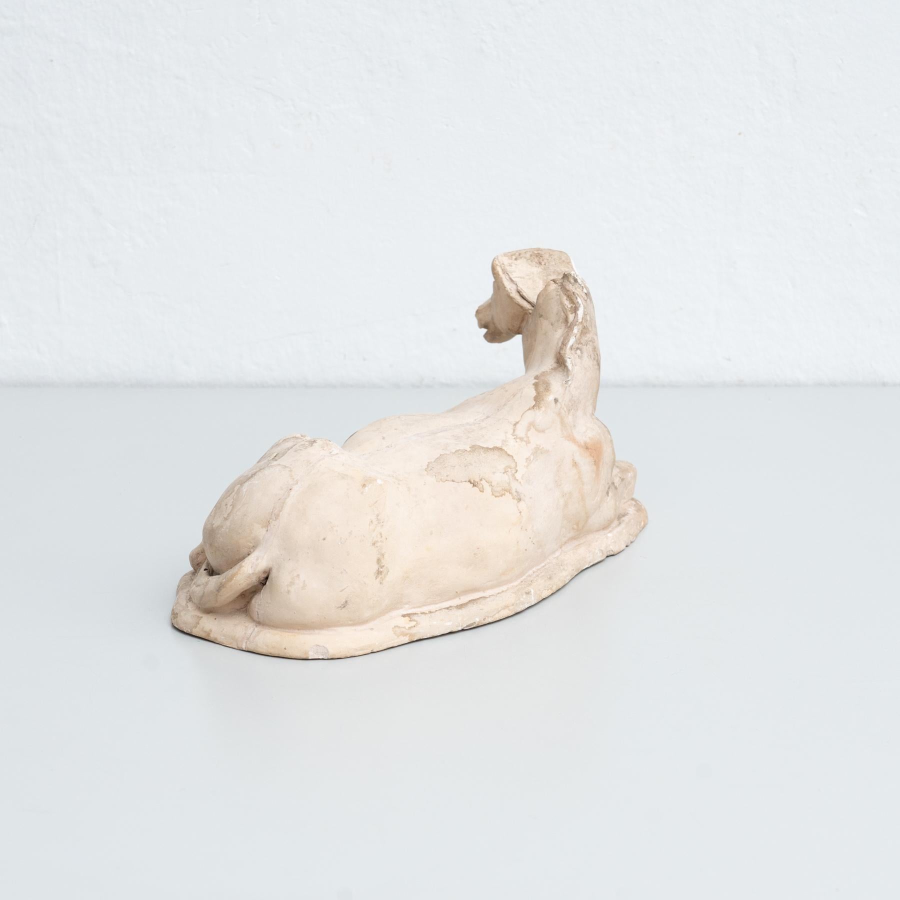 Figura de caballo tradicional de escayola, hacia 1950 en venta 3