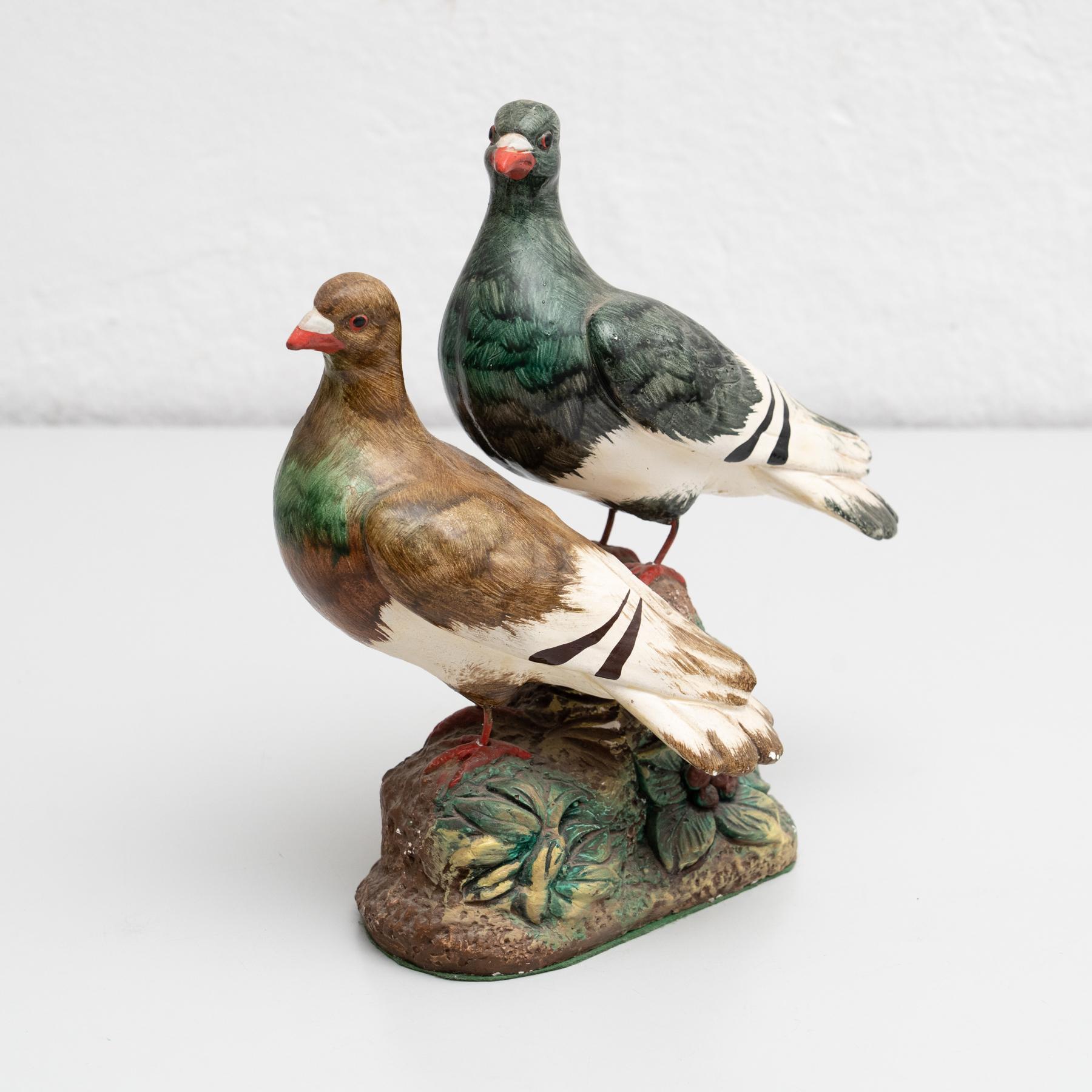 Plaster Traditional Two Dove Figure, circa 1950 For Sale 3