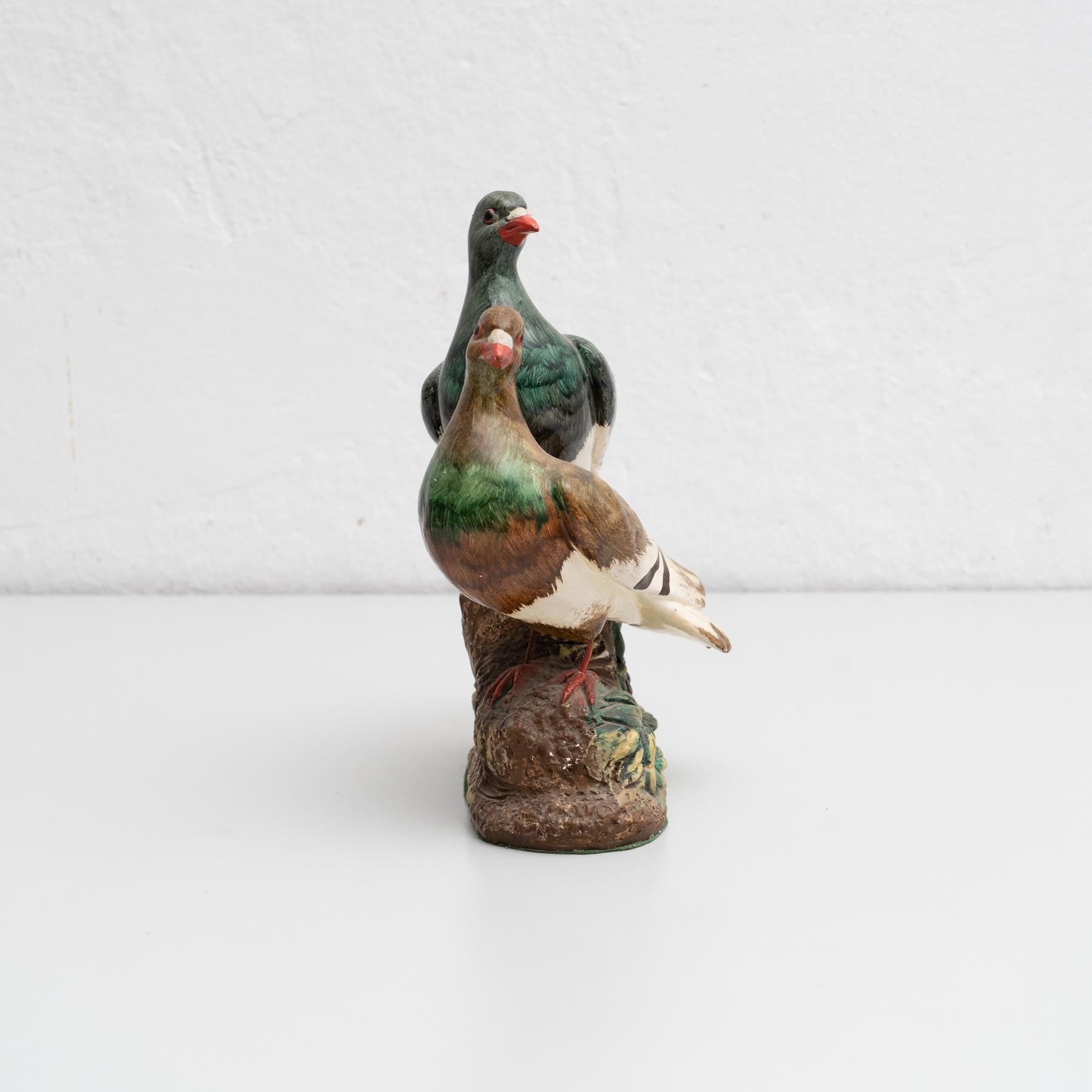Plaster Traditional Two Dove Figure, circa 1950 For Sale 1