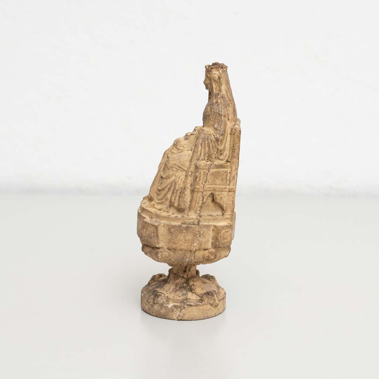 Plaster Virgin Traditional Figure, circa 1950 For Sale 4