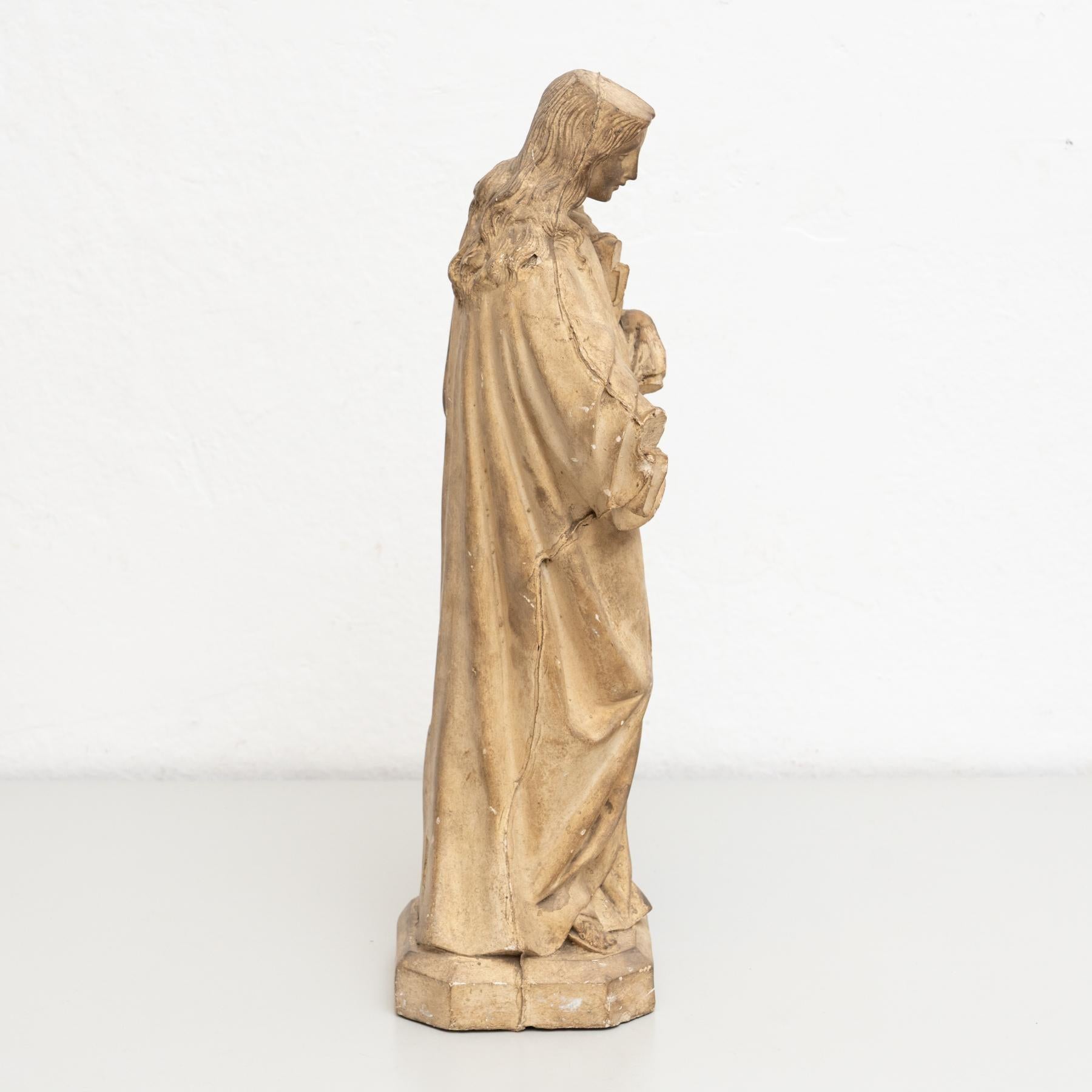 Plaster Virgin Traditional Figure, circa 1950 For Sale 4