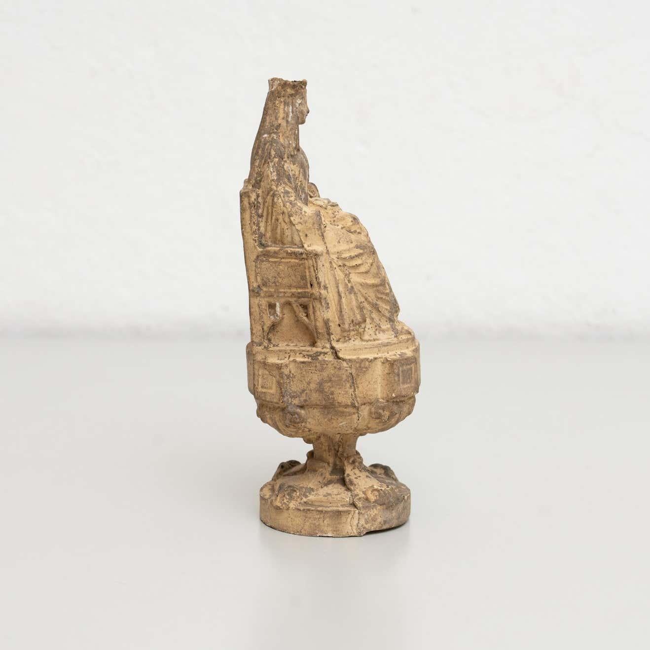 Plaster Virgin Traditional Figure, circa 1950 For Sale 1