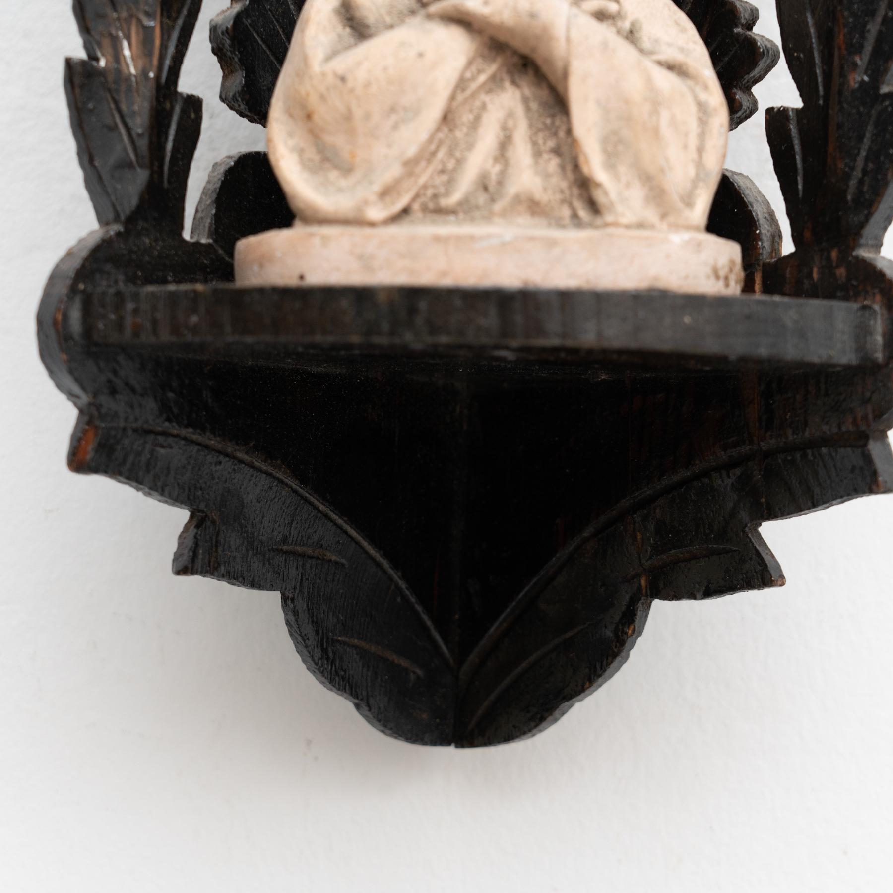 Plaster Virgin Traditional Figure in a Wooden Altar, circa 1950 For Sale 4