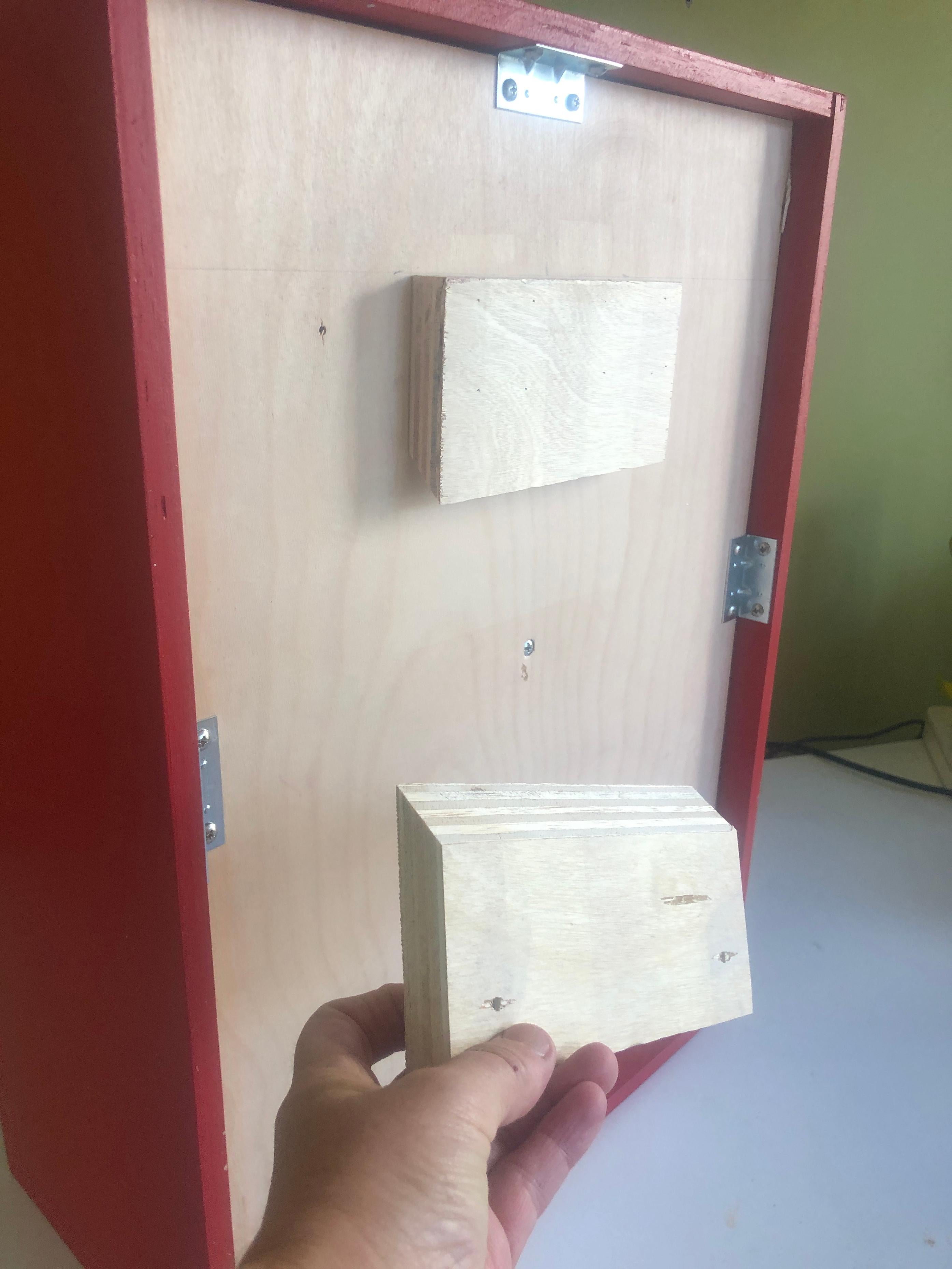 « In Case of Emergency Break Glass », édition de luxe de Louis Vuitton 1