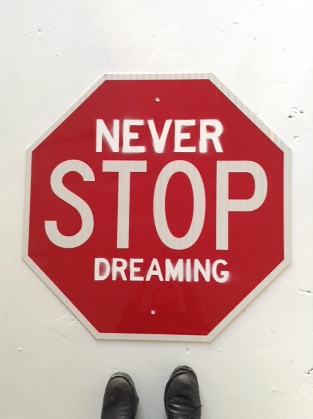 never stop dreaming in french