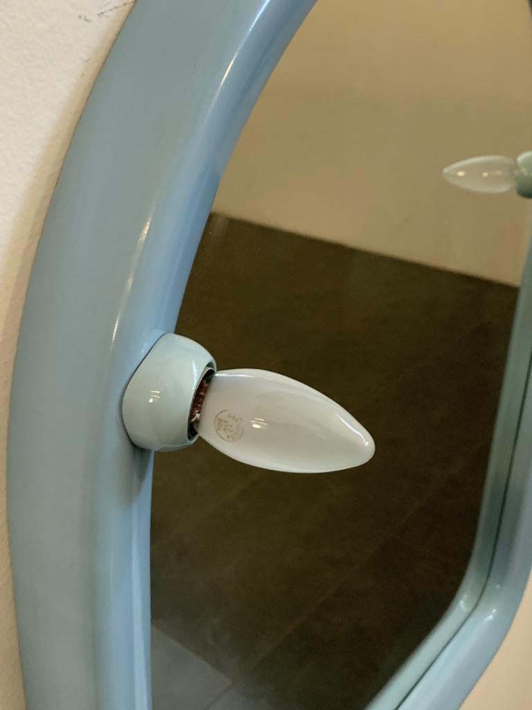 Plastic Mirror with Lighting Fittings from Carrara & Matta, 1970s In Excellent Condition For Sale In Montelabbate, PU