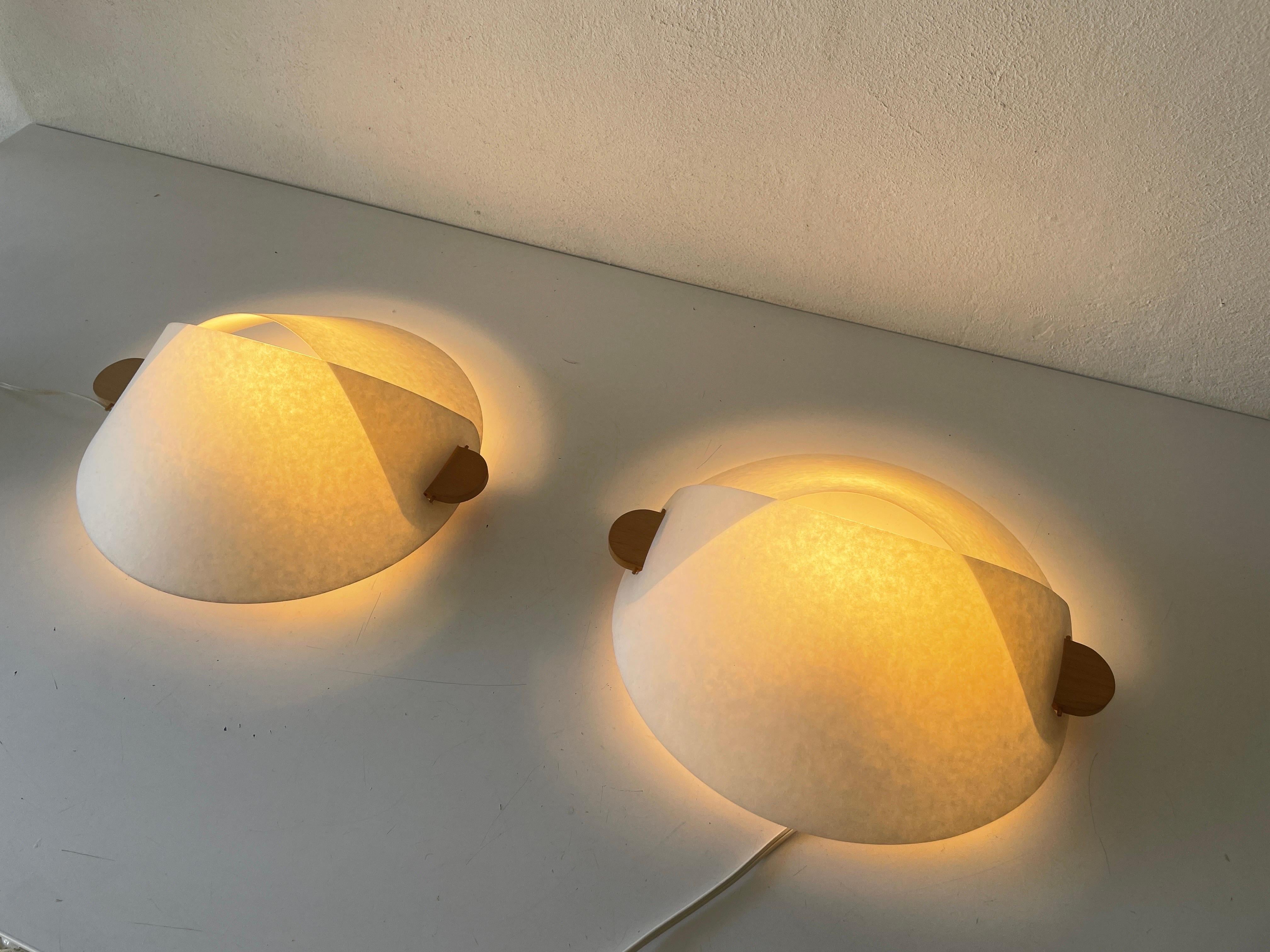 Plastic Paper and Wood Pair of Sconces or Ceiling Lamps by Domus, 1980s, Italy For Sale 9