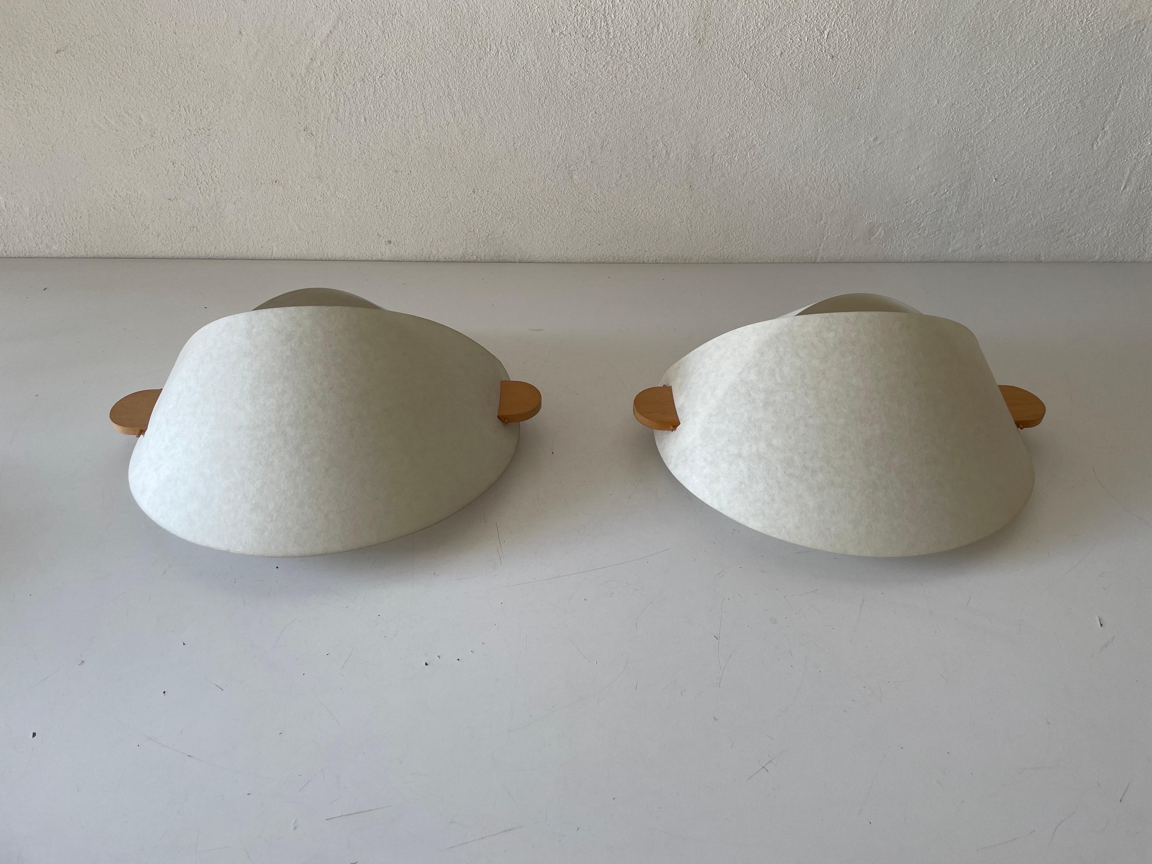 Mid-Century Modern Plastic Paper and Wood Pair of Sconces or Ceiling Lamps by Domus, 1980s, Italy For Sale