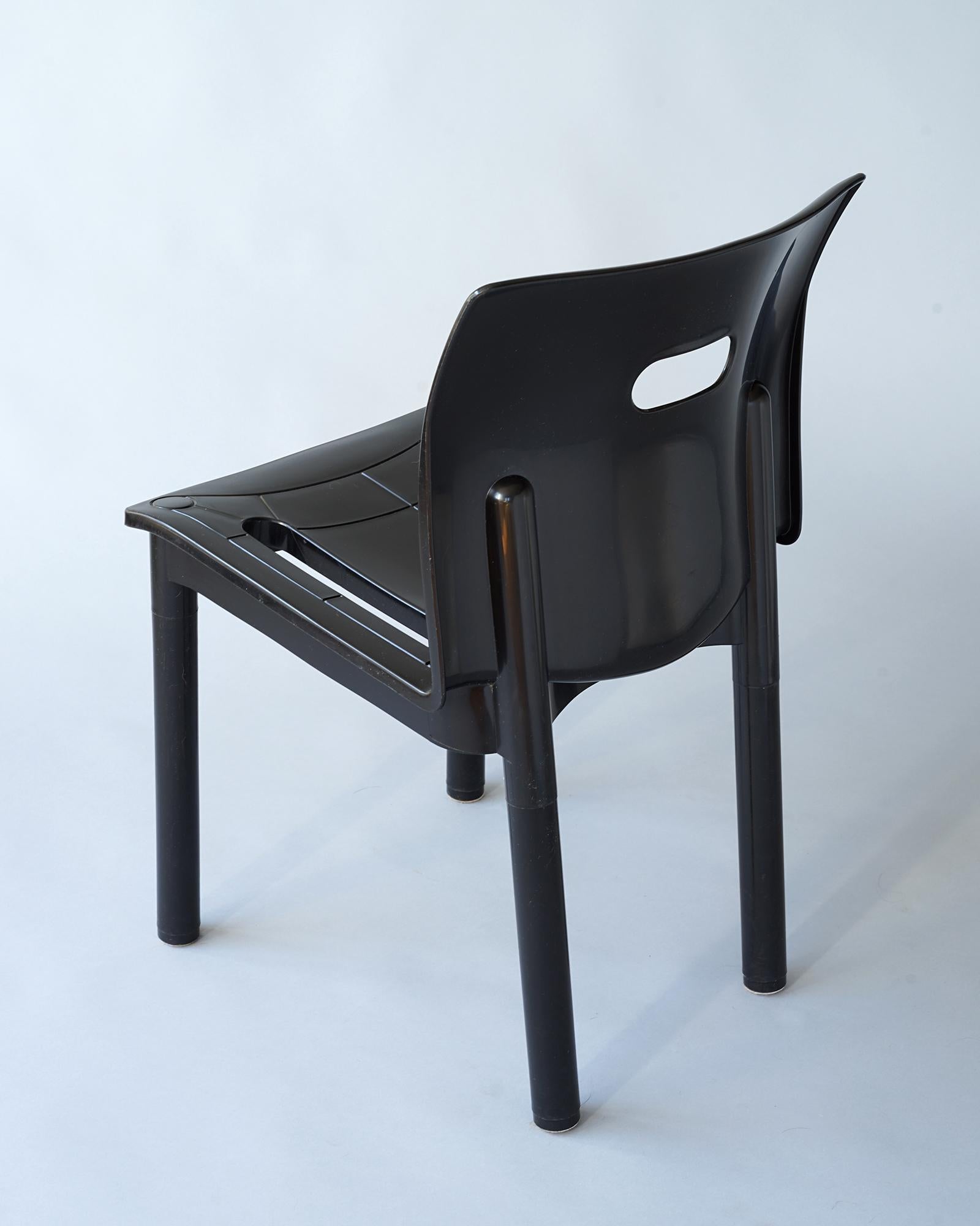 Plastic Stacking Chair by Anna Castelli Ferrieri 1