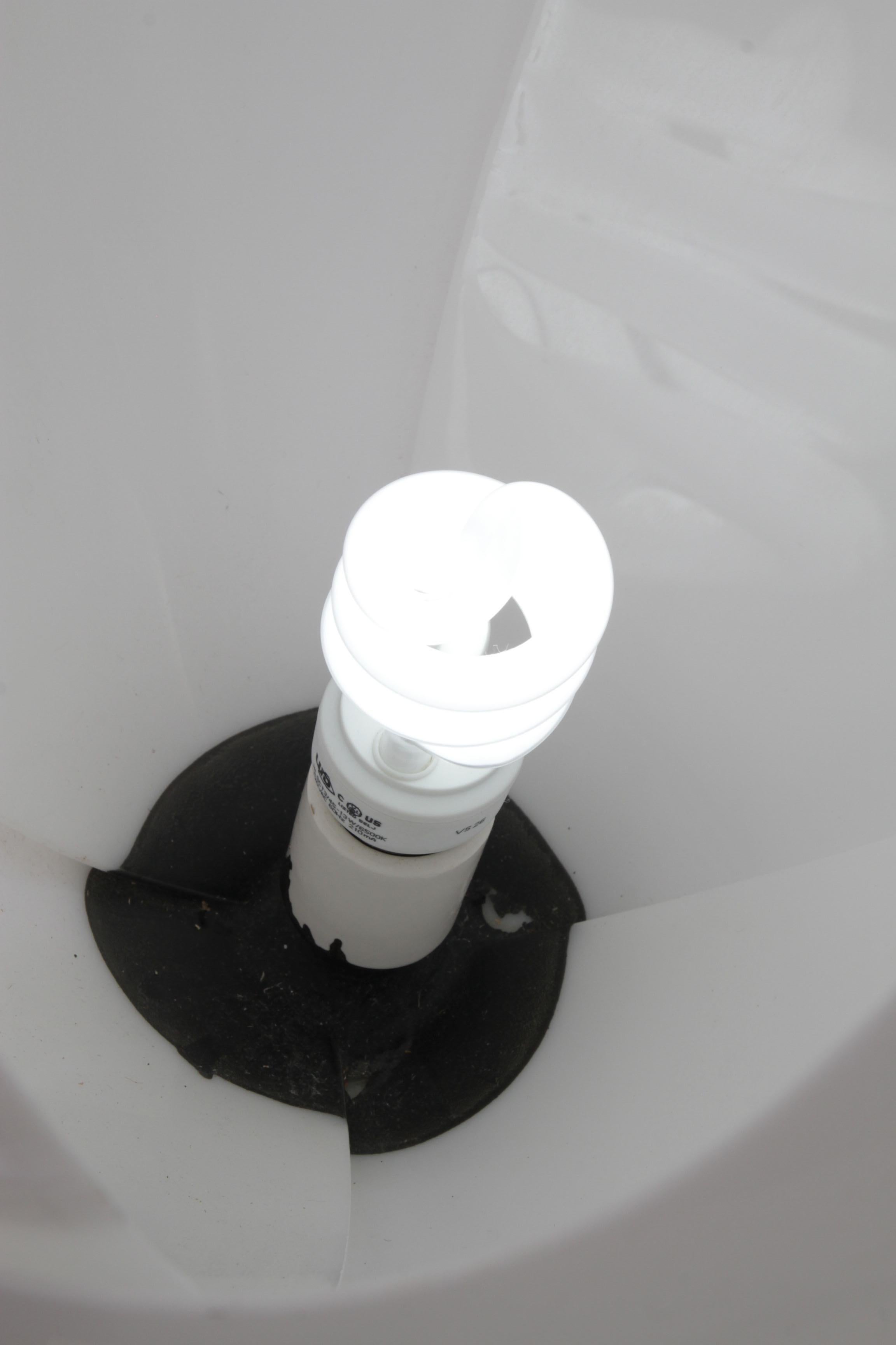 Lámpara de sobremesa de plástico by Rougier en venta 4