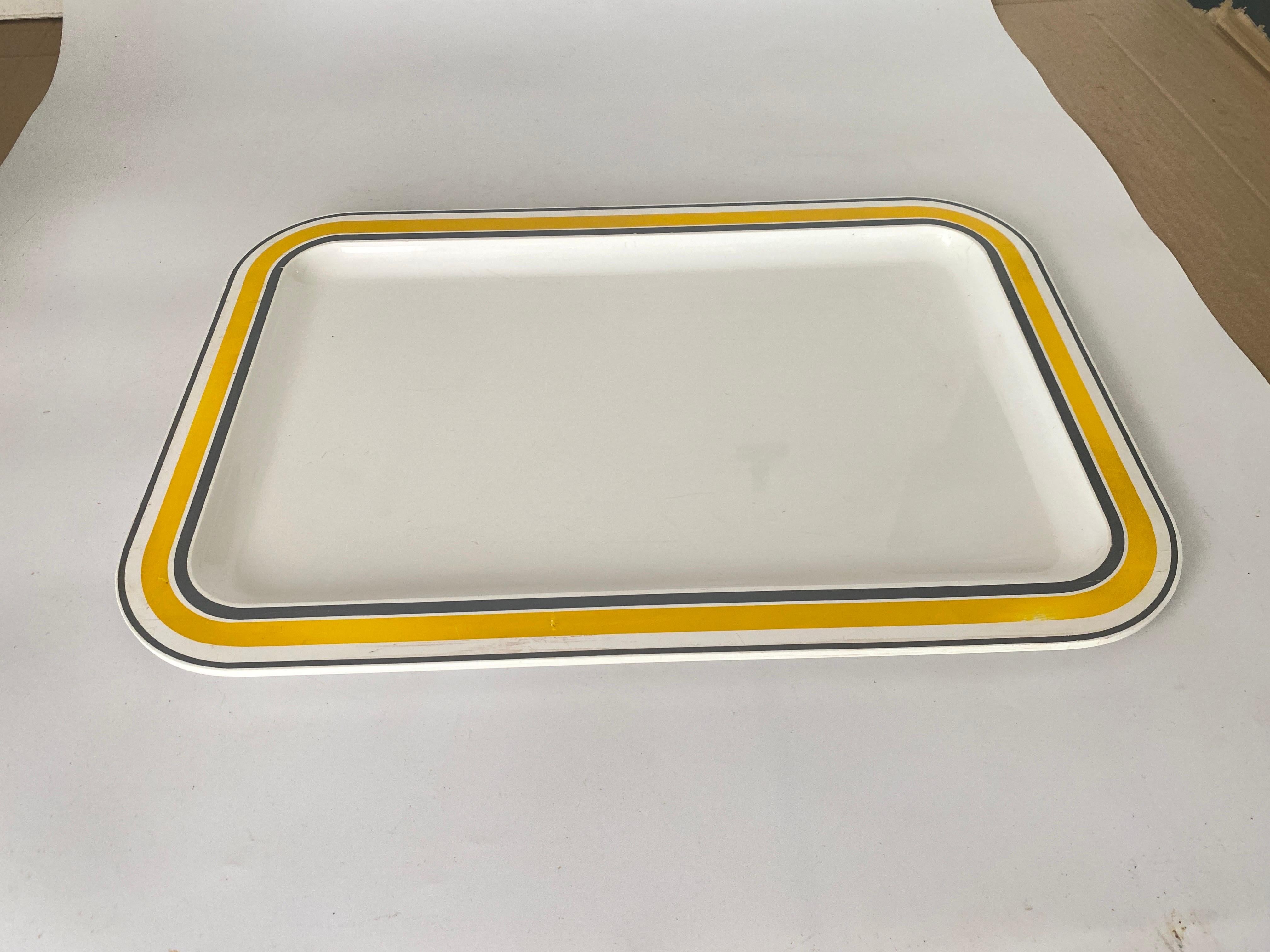 Plastic Tray France 1970s White yellow and grey Color For Sale 4