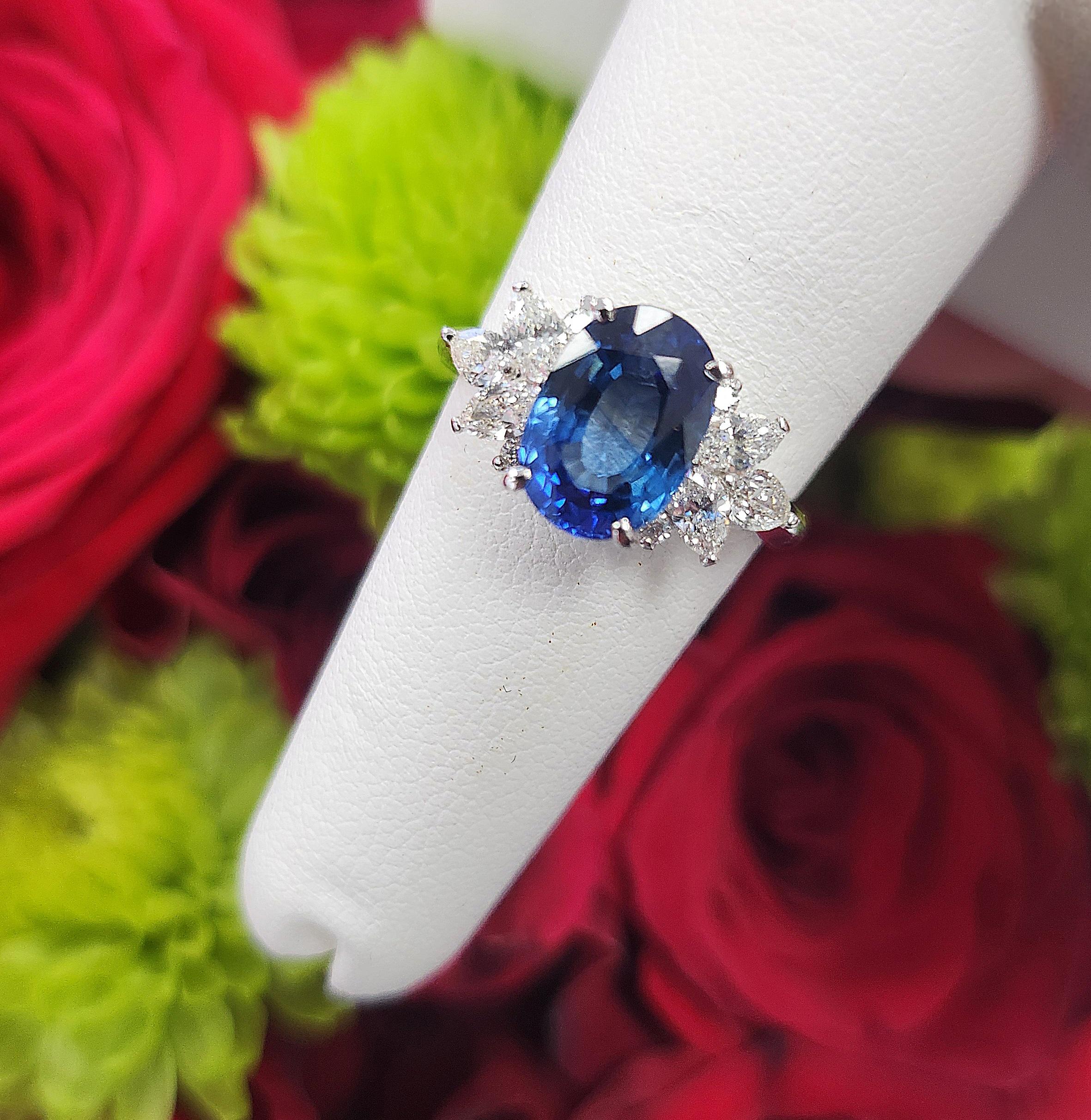 Oval Cut Plat 2.70 Carat Oval Blue Sapphire Ring with Marquise & Pear Diamond Accents
